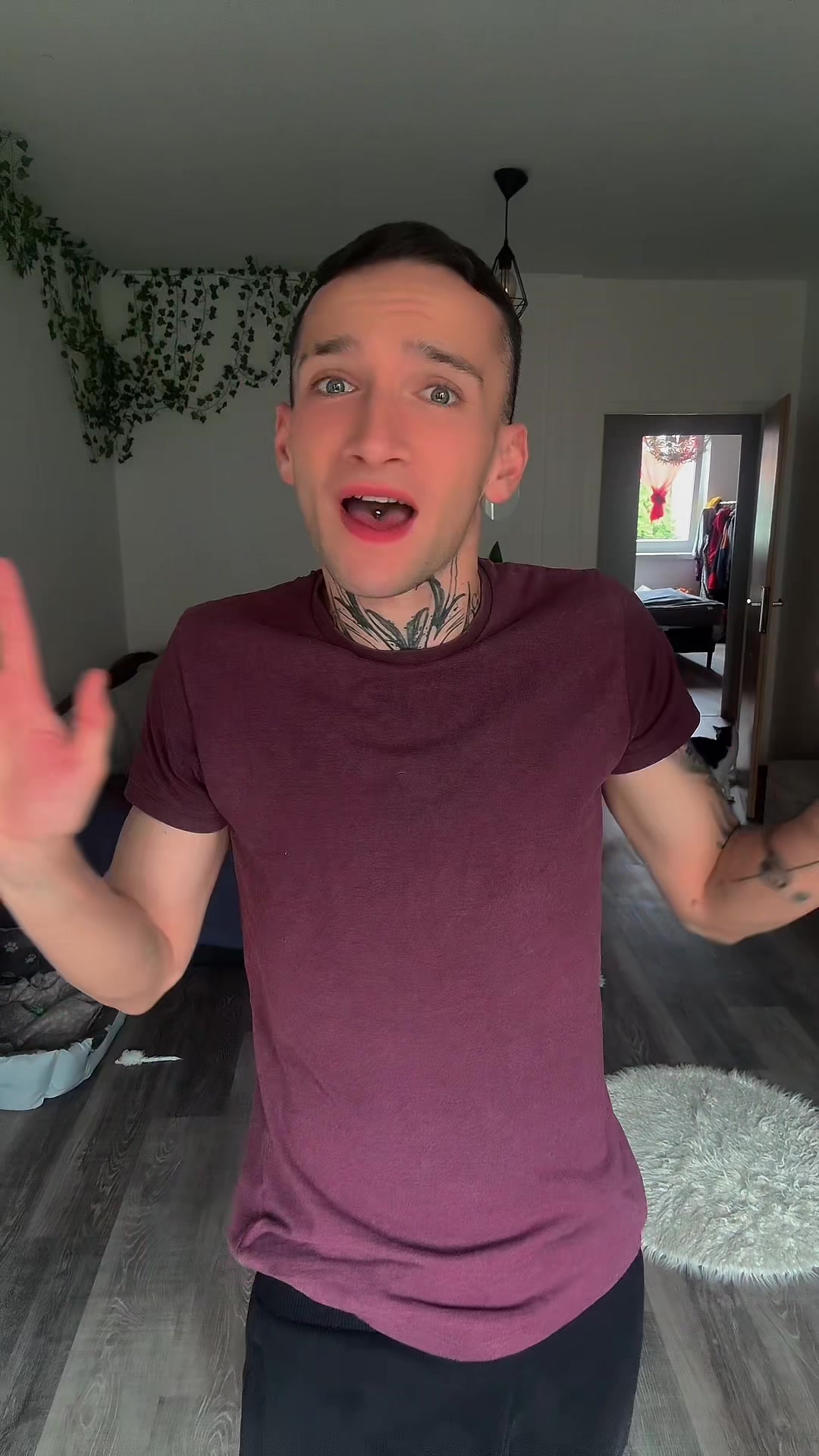 @Itsofficialsimon