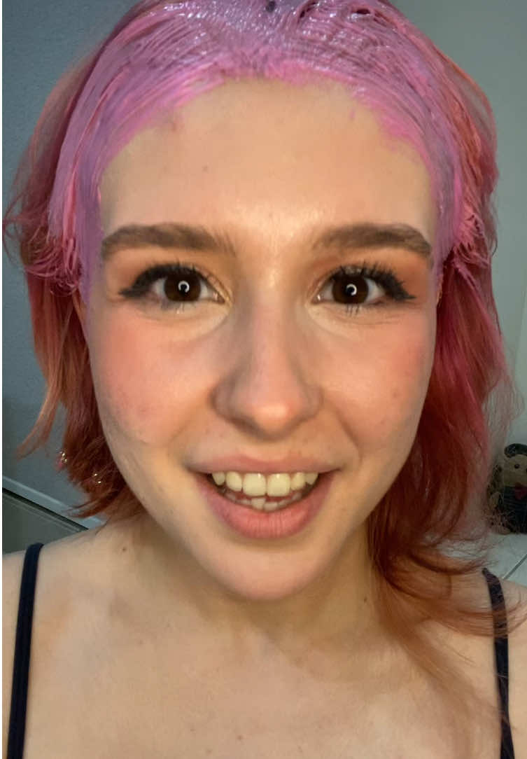 @cluelesslymia