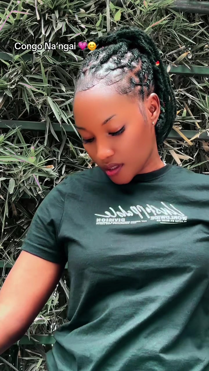 @Soniah_Empress👑