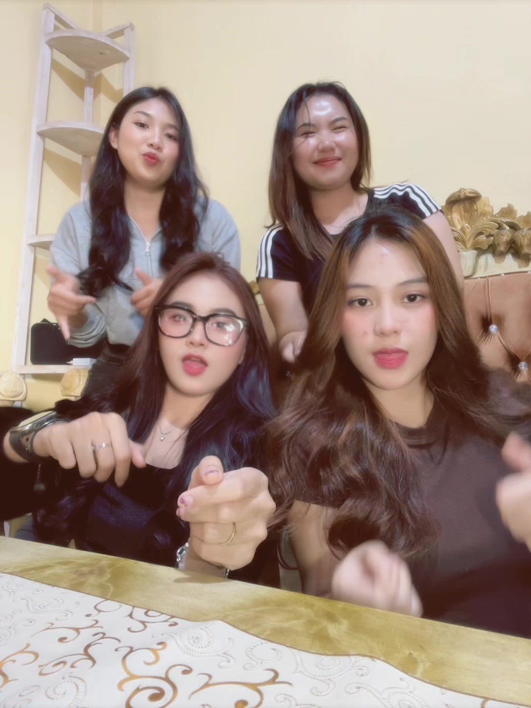 @hi,ini riryy🥨