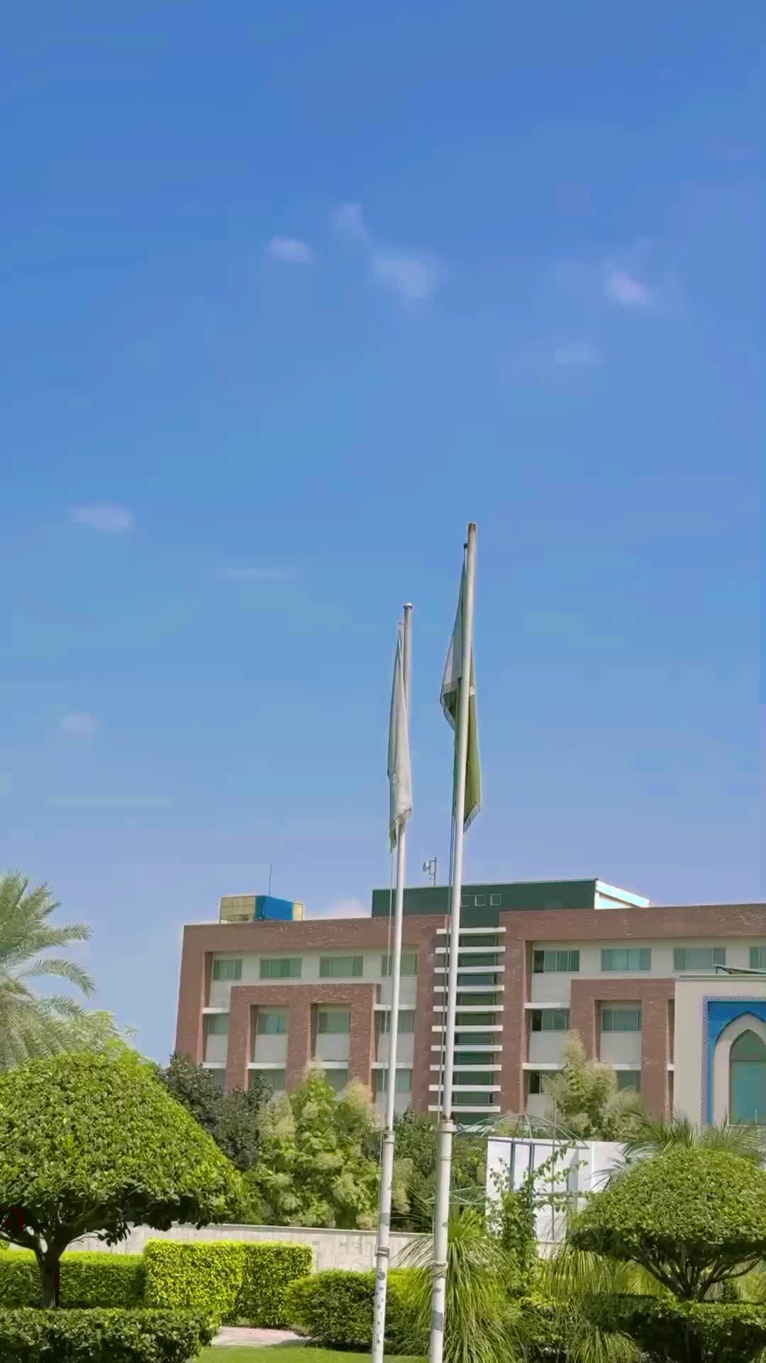 @𝑯𝒂𝒓𝒆𝒆𝒓_𝑴𝒂𝒏𝒔𝒉𝒂