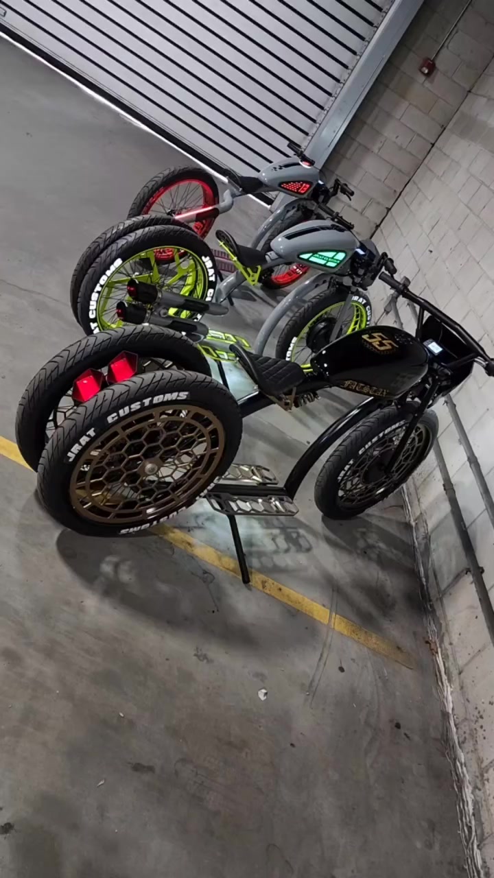 @Jrat Custom E-Bikes