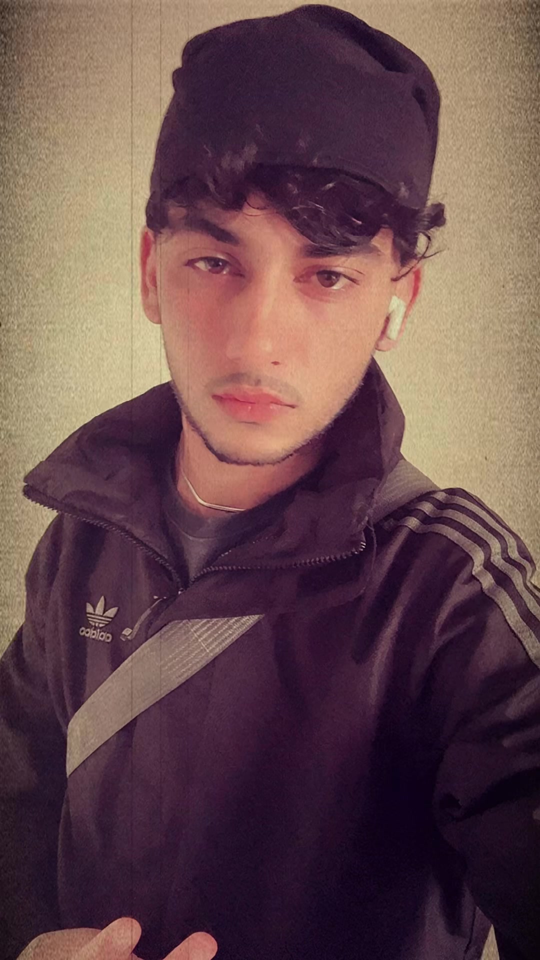@?