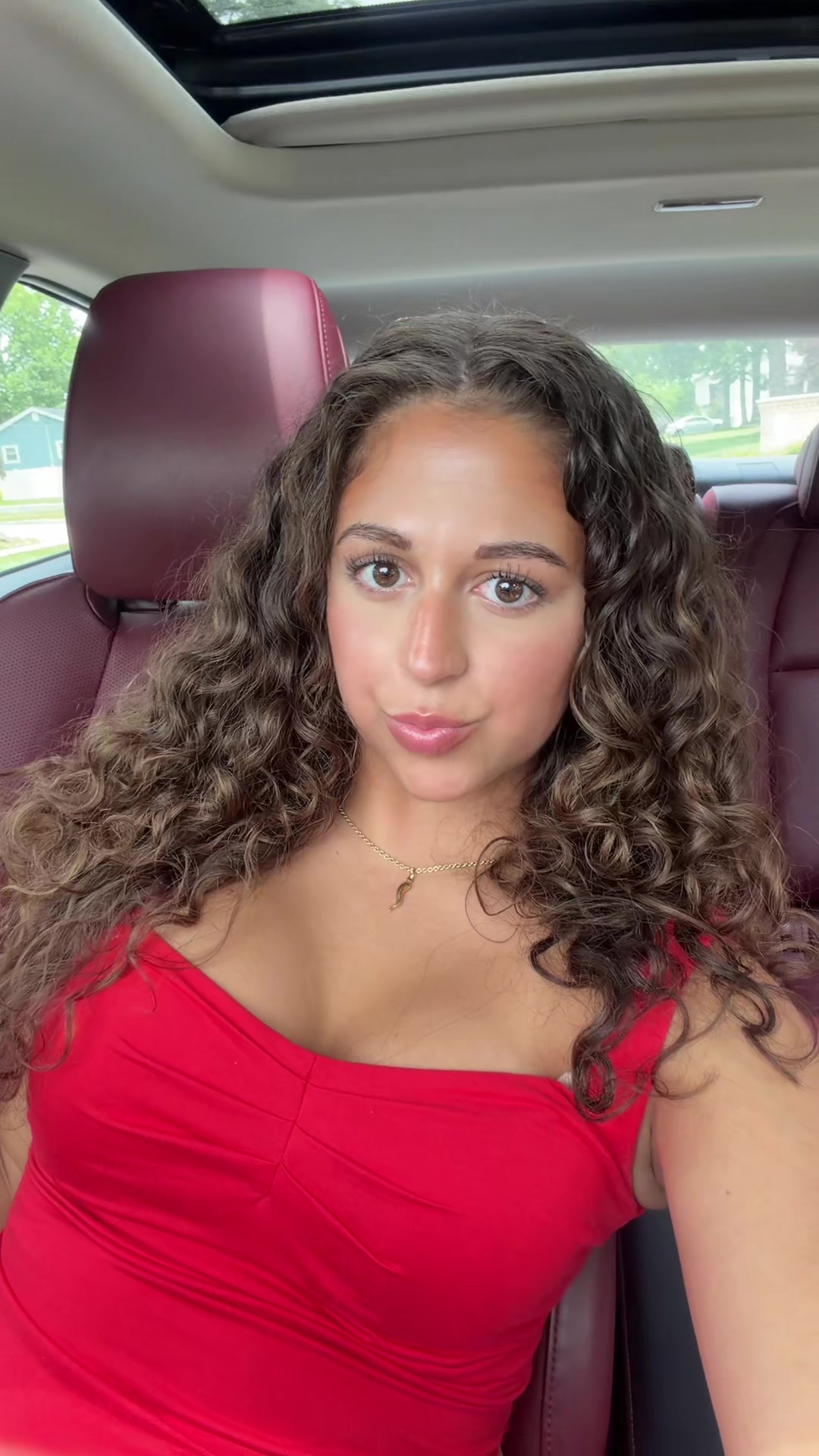 @Isabella