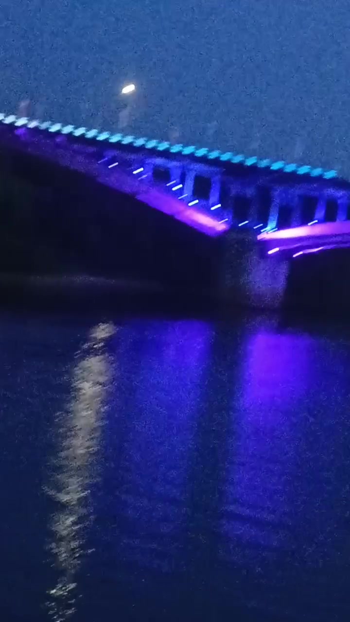 @Ветка