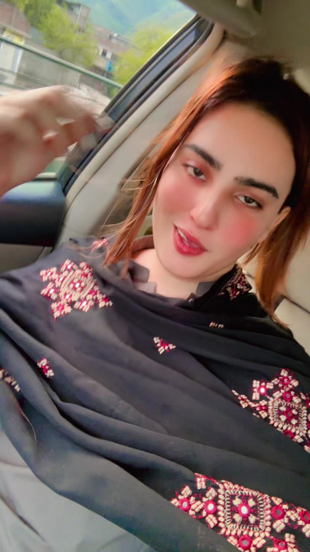 @Alishba khan🧸❣️