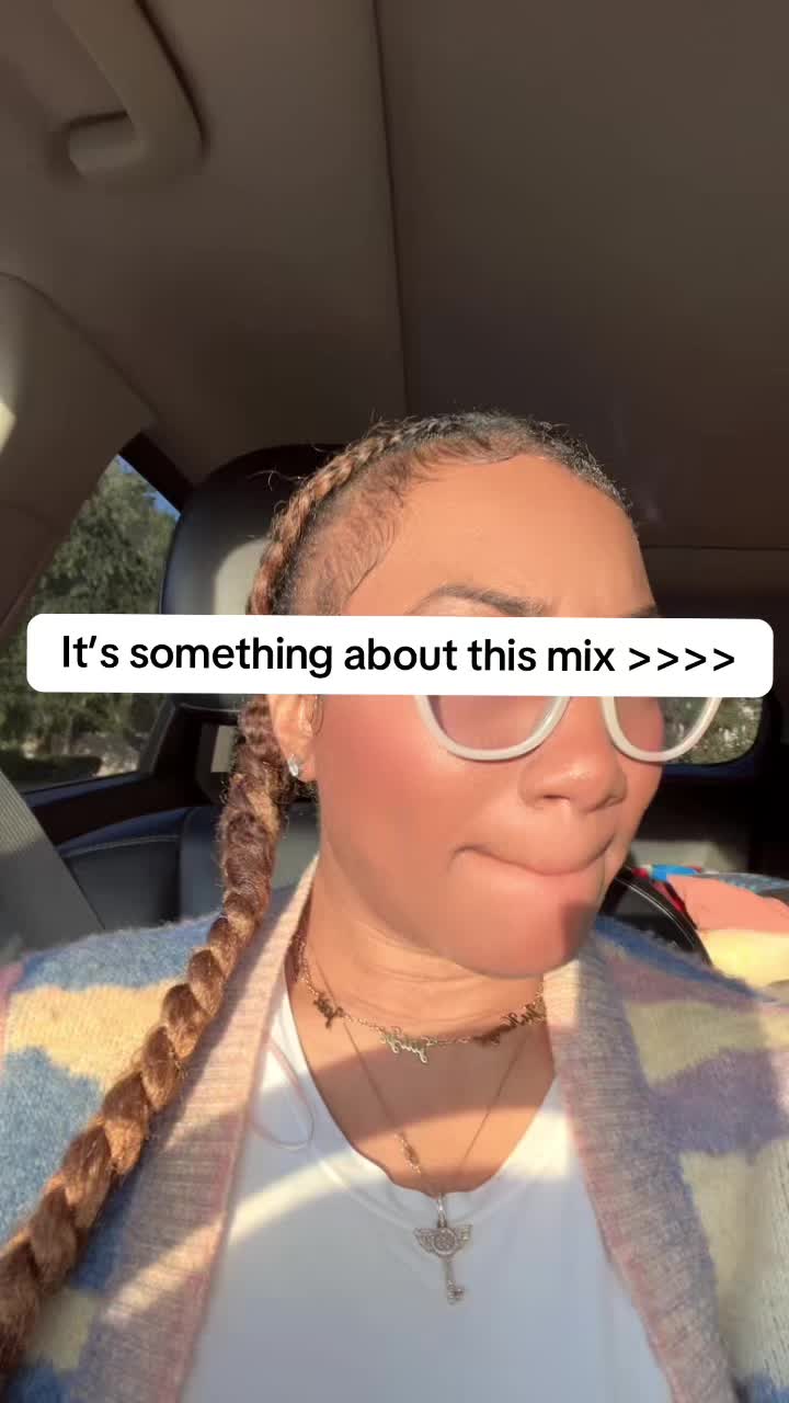 @WhatsUpWithMegan