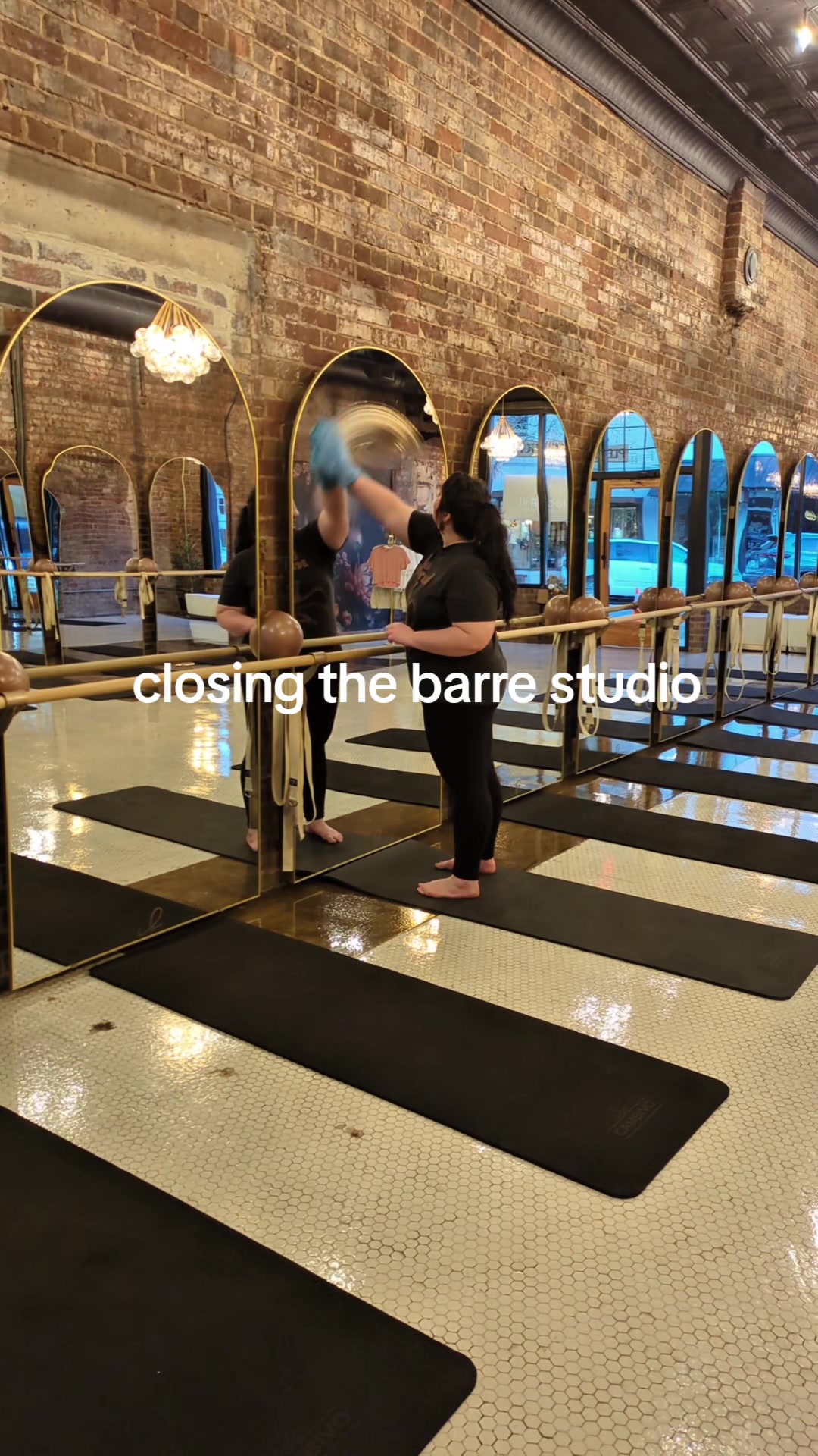 @thatbarregirl