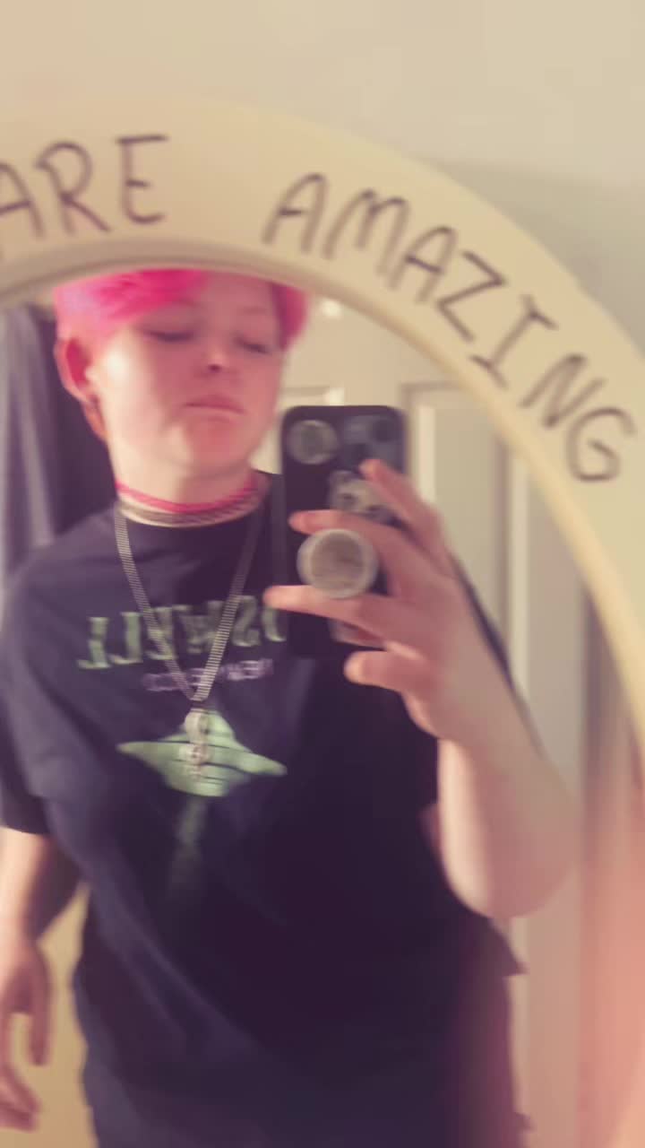 @YOUR LOCAL ALCOHOLIC<3