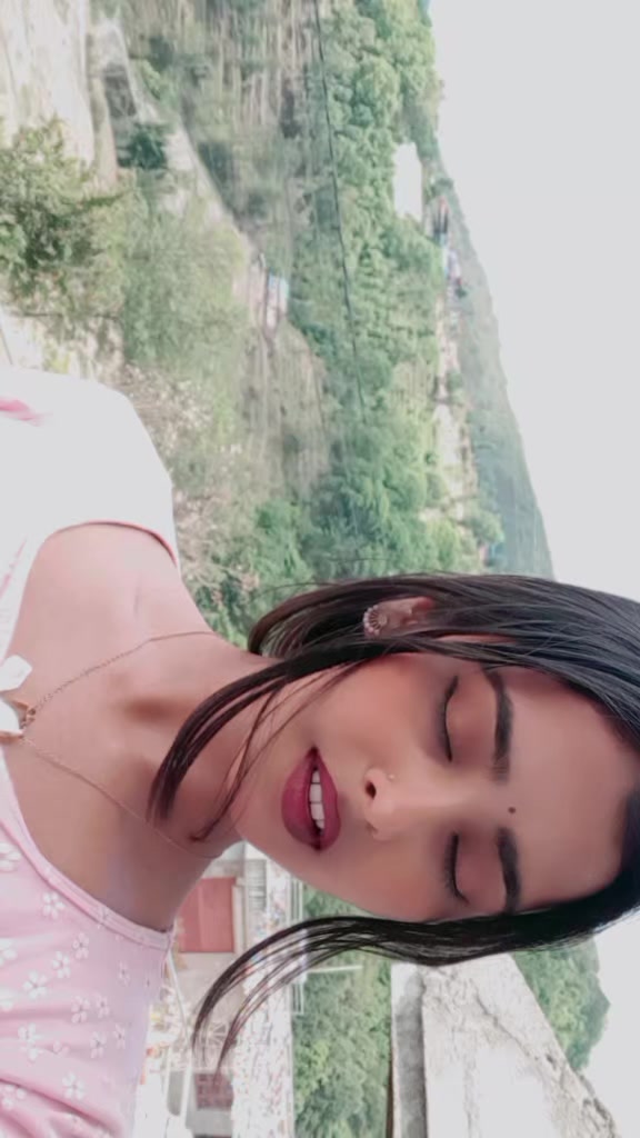 @rakhi thakur🌸🕊️