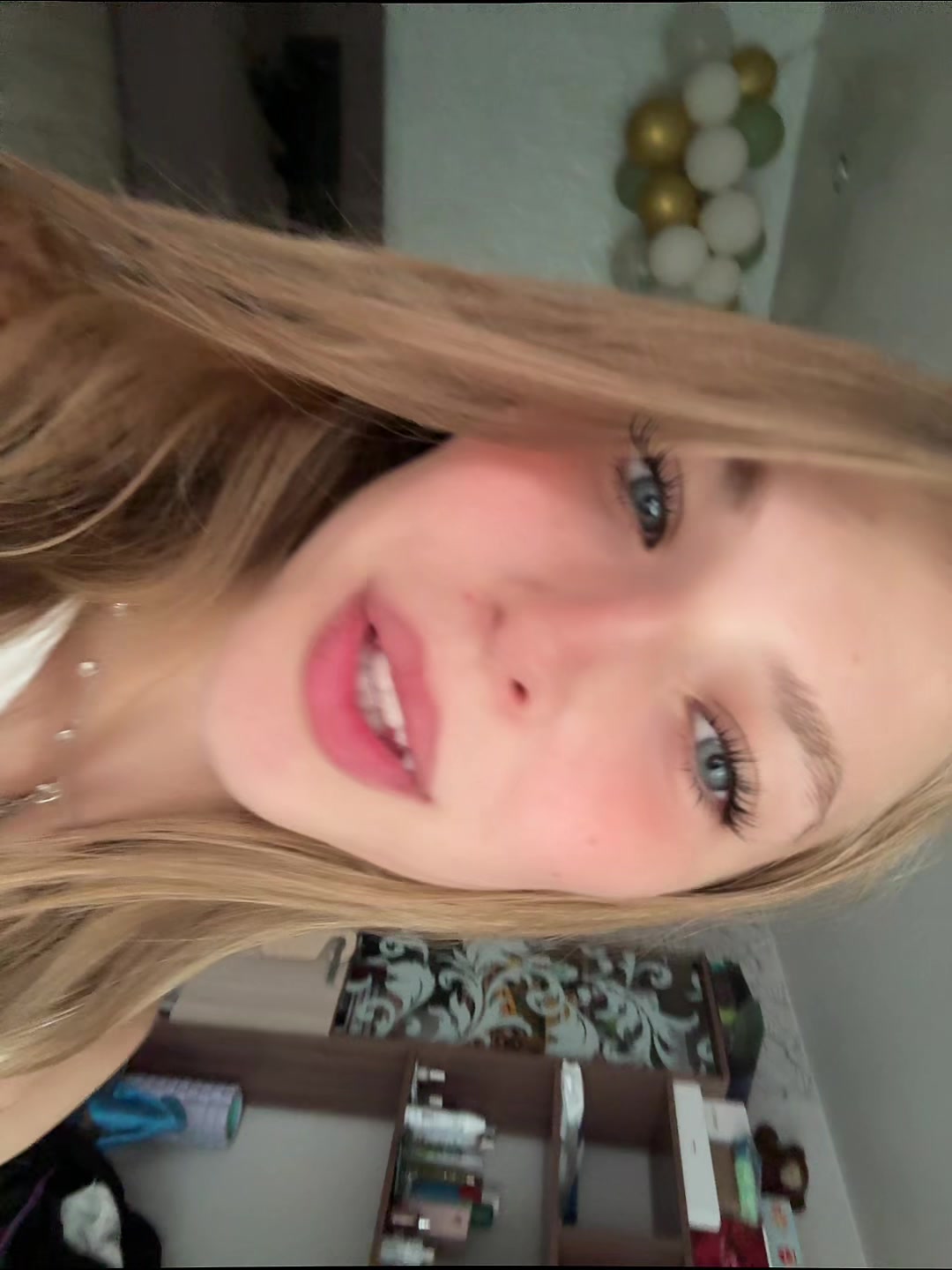 @Яна