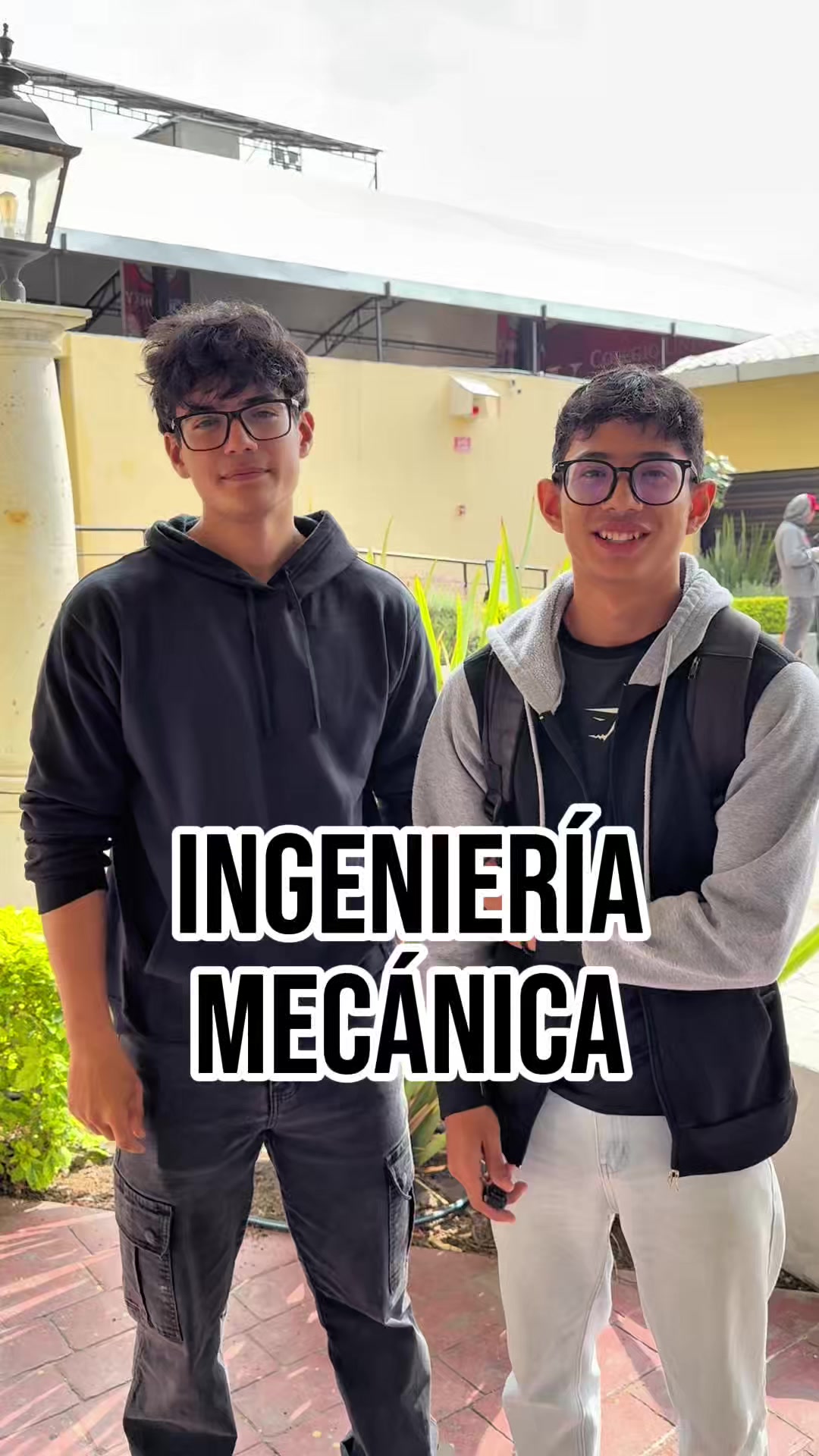 @Universidad  De Yahualica