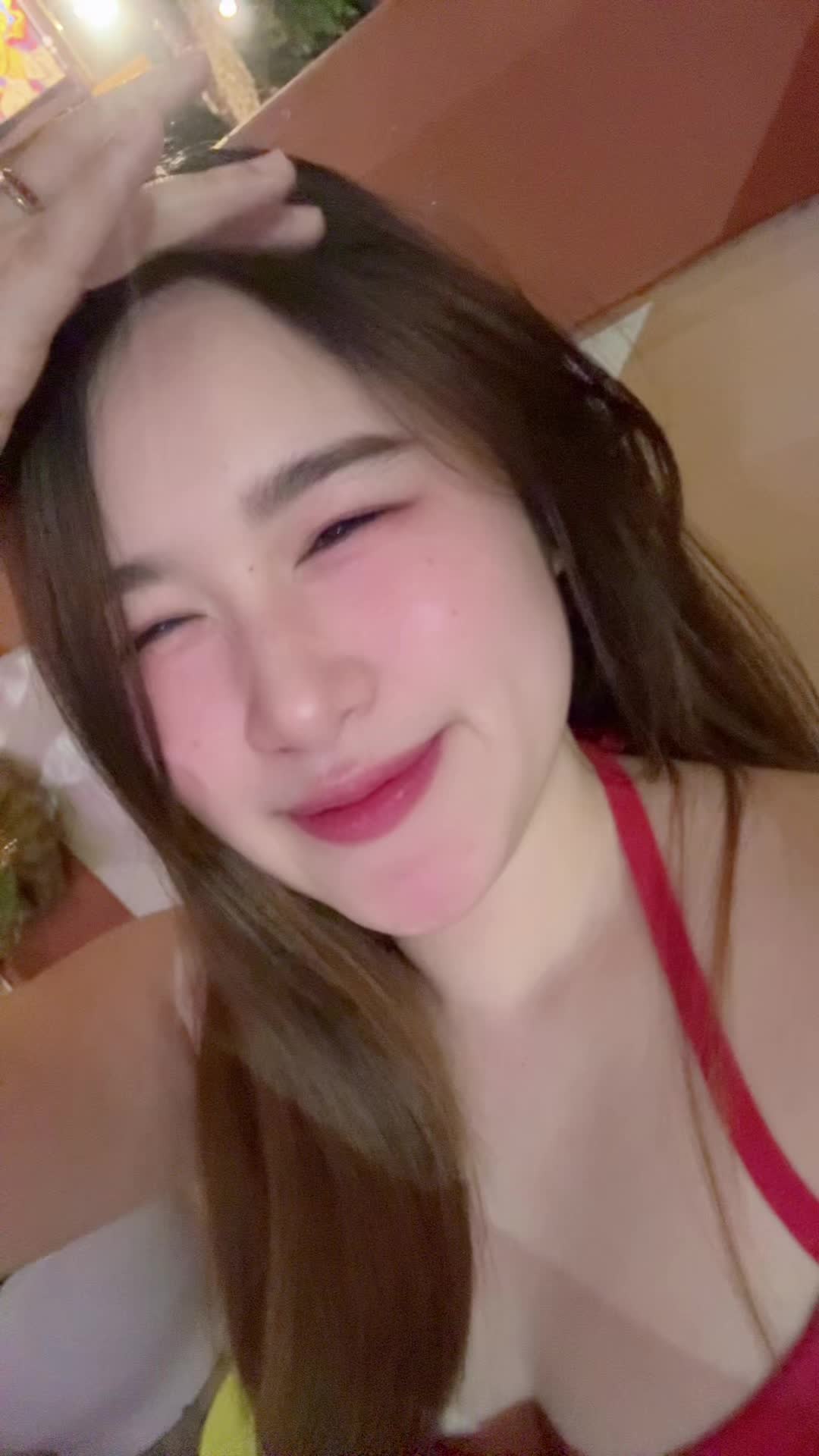 @หญิงนม 🍼