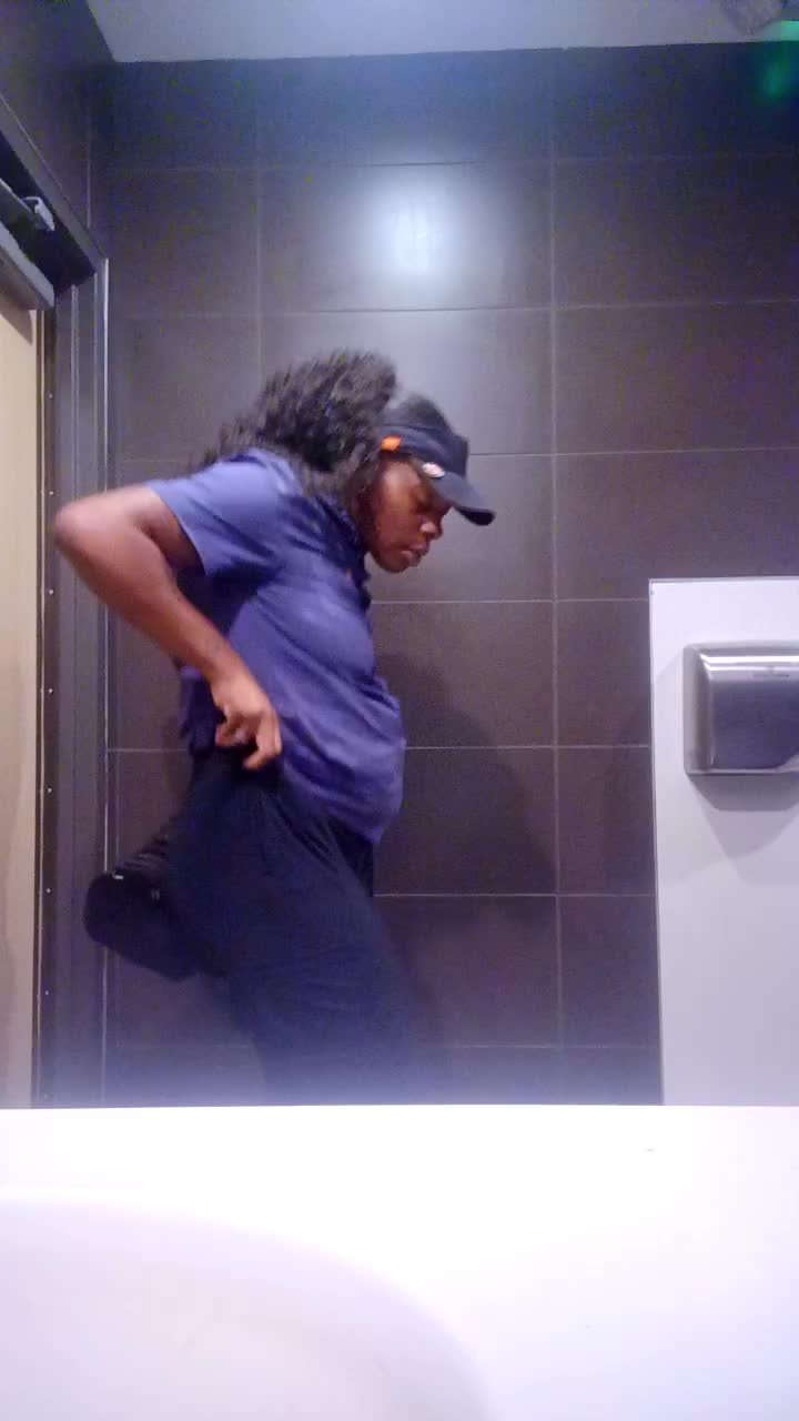 @Queshia