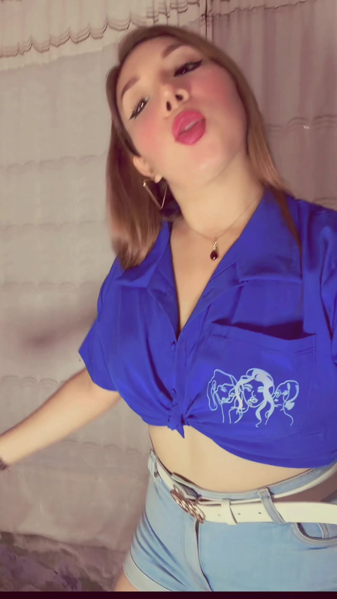 @VLizbeth