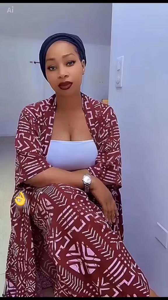 @M&rsquo;mah ch&eacute;rie Camara  🧕💍🦋