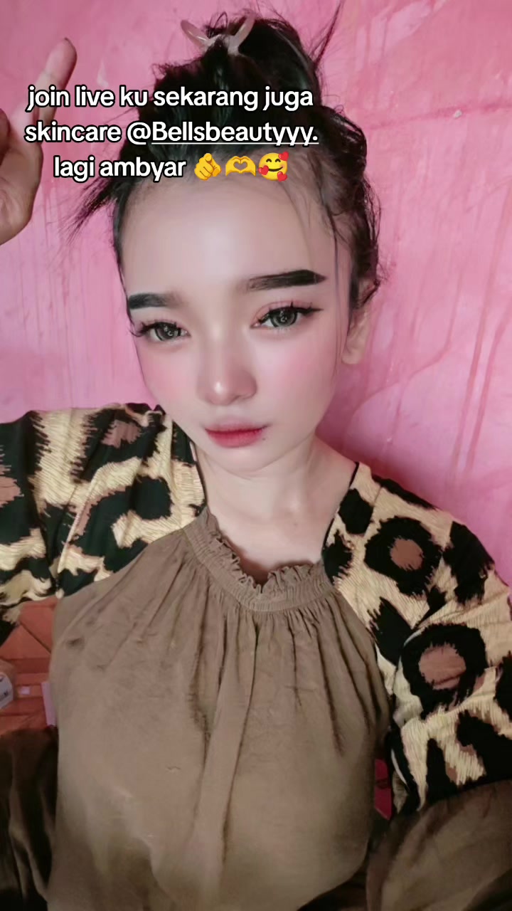 @mislaarab_02