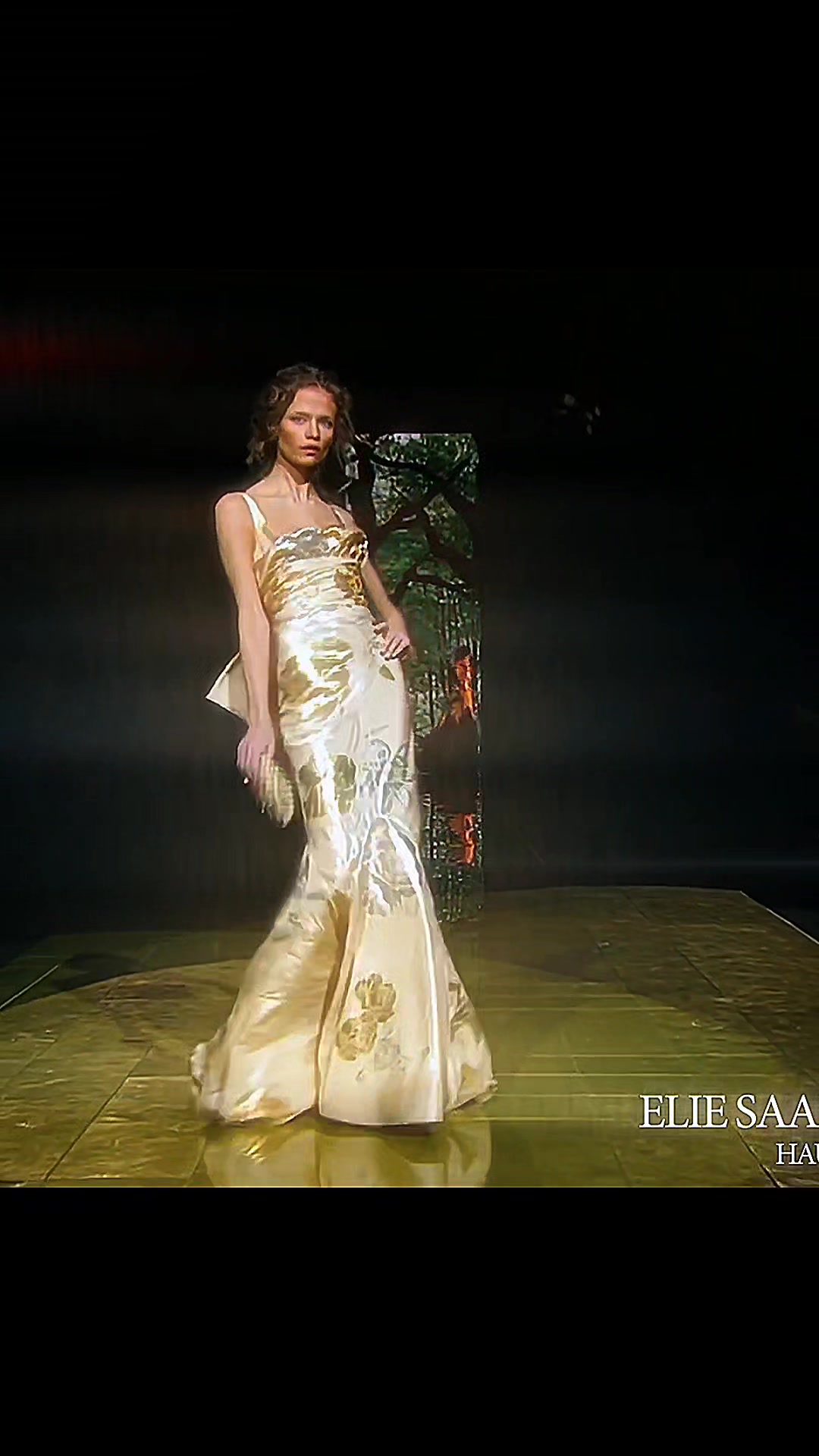 @fashion.runways