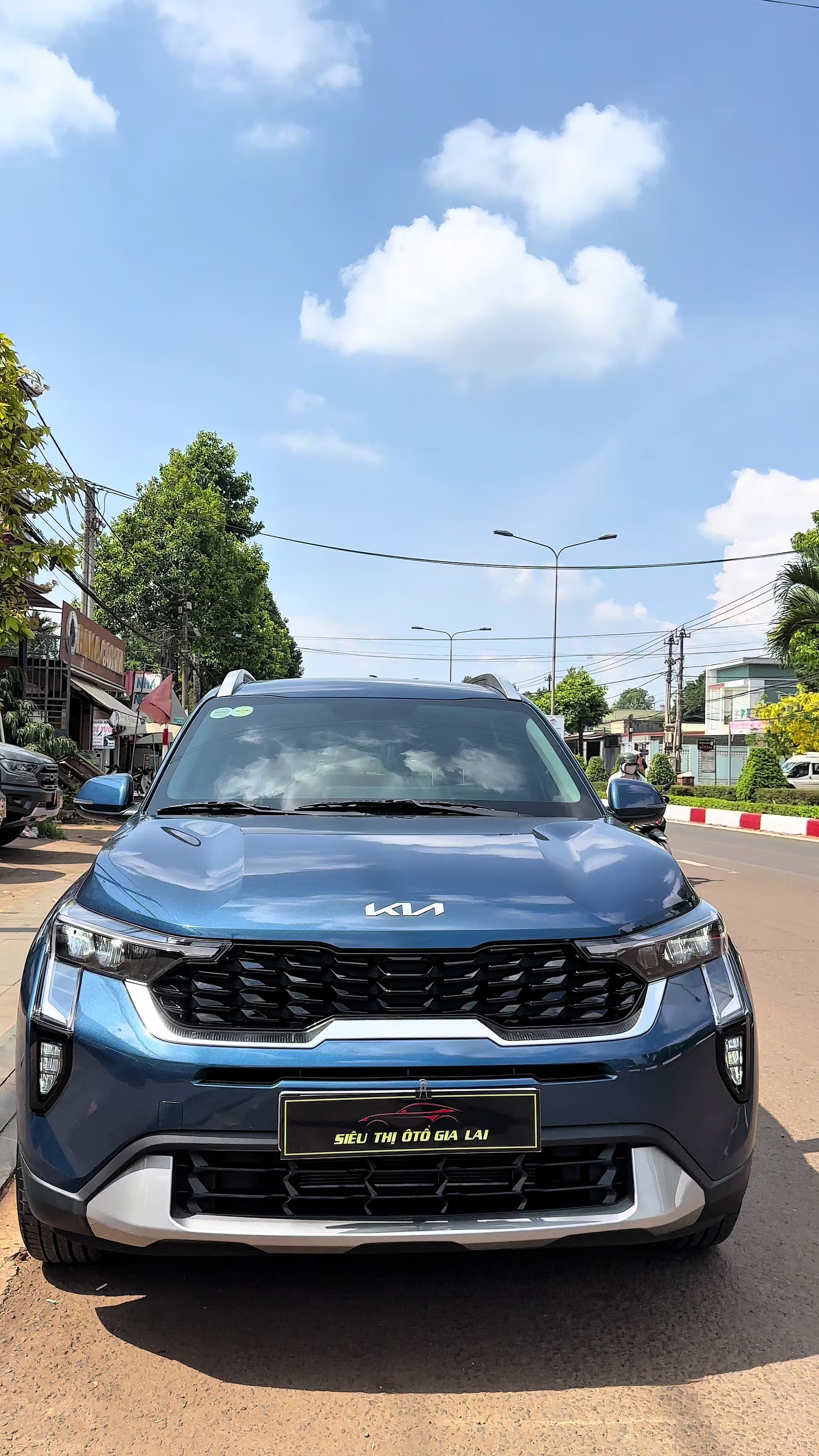 @CƯỜNG SI&Ecirc;U THỊ &Ocirc;T&Ocirc; GIALAI