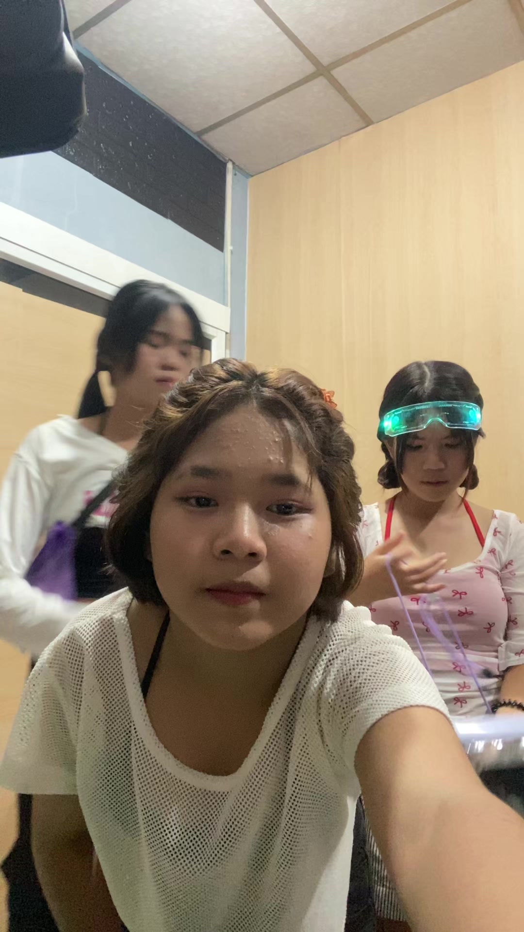 @เดาสิ กูใคร😝