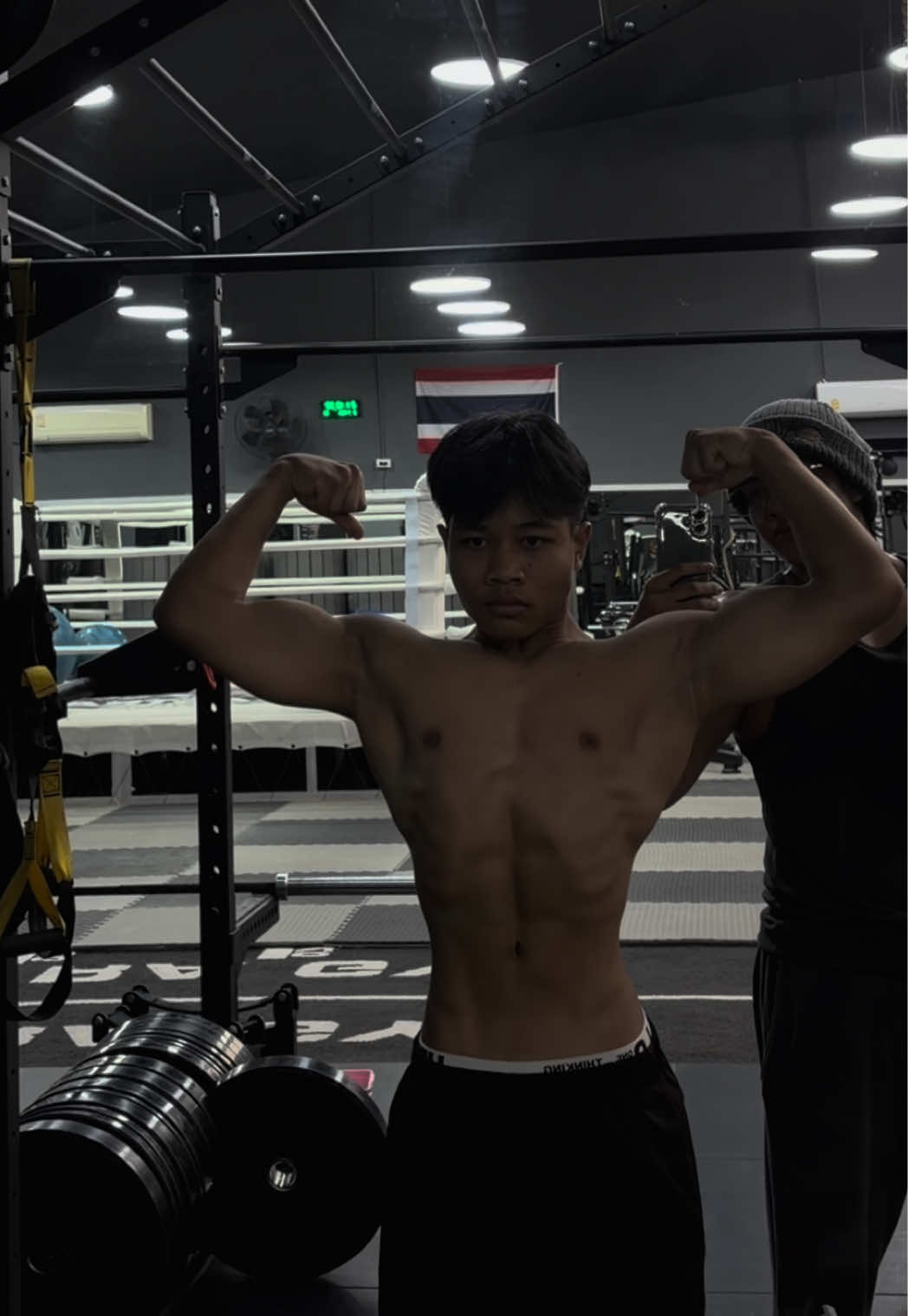 @natthapazz._
