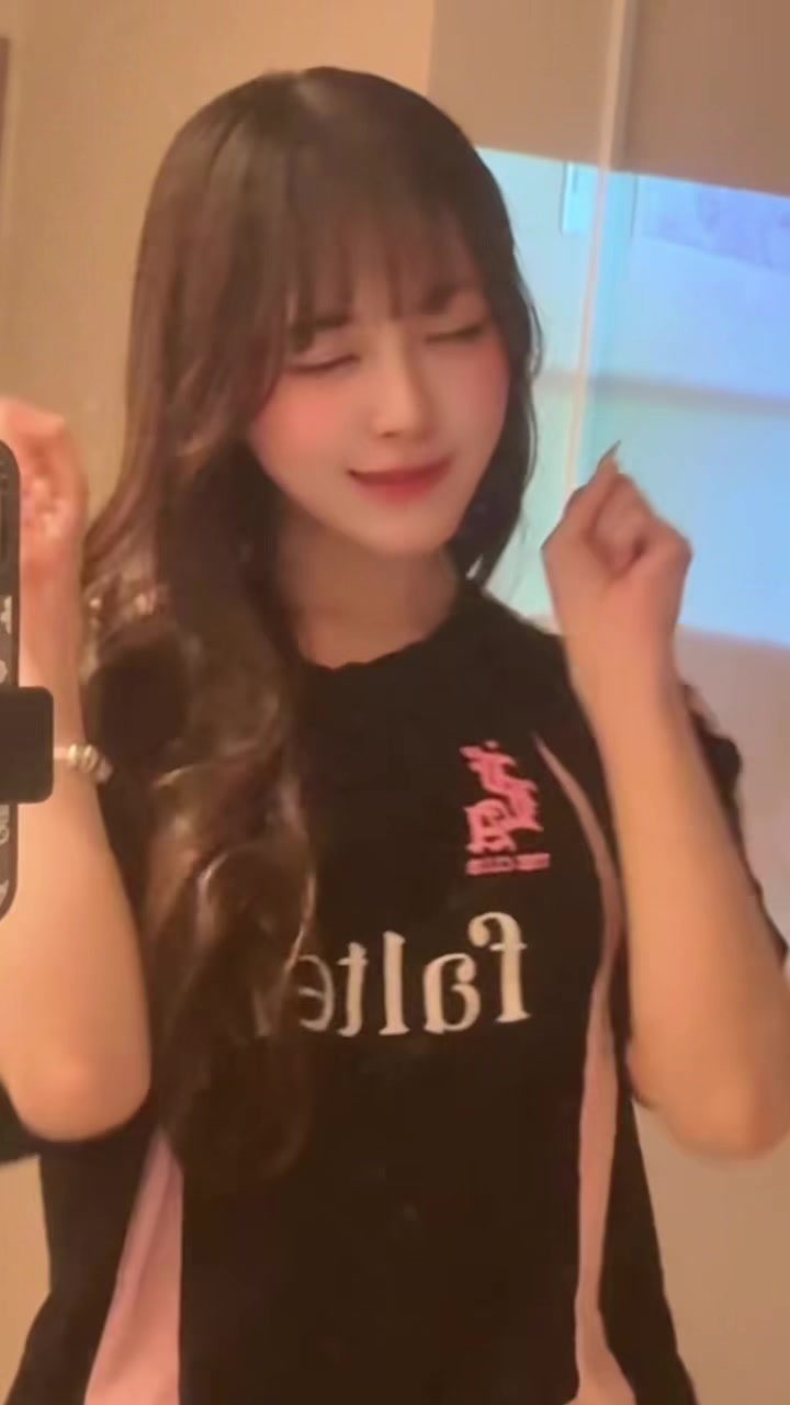 @なつ