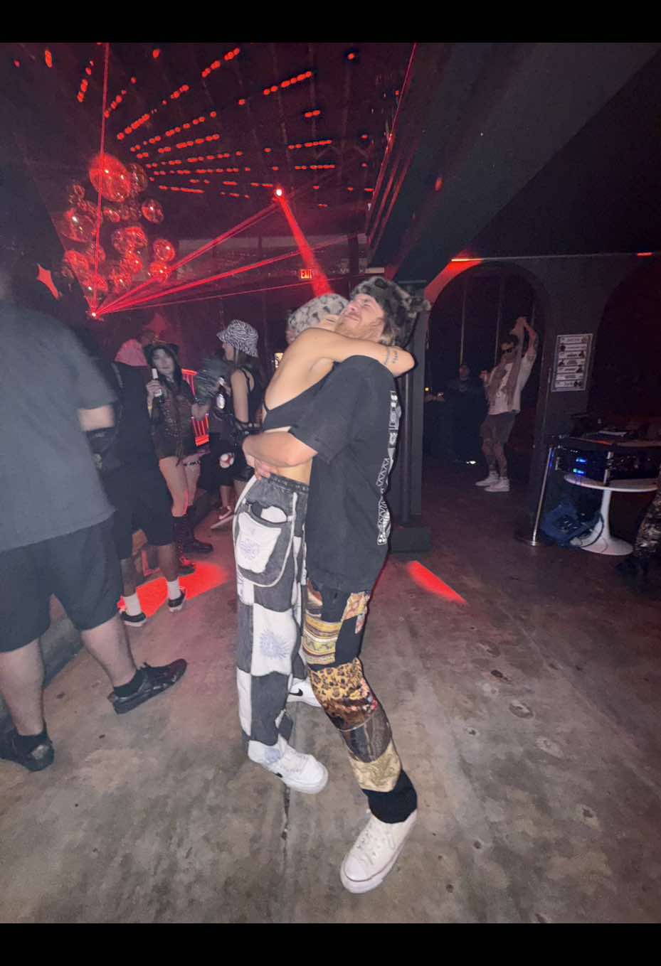 @ari 🖤✨🎰