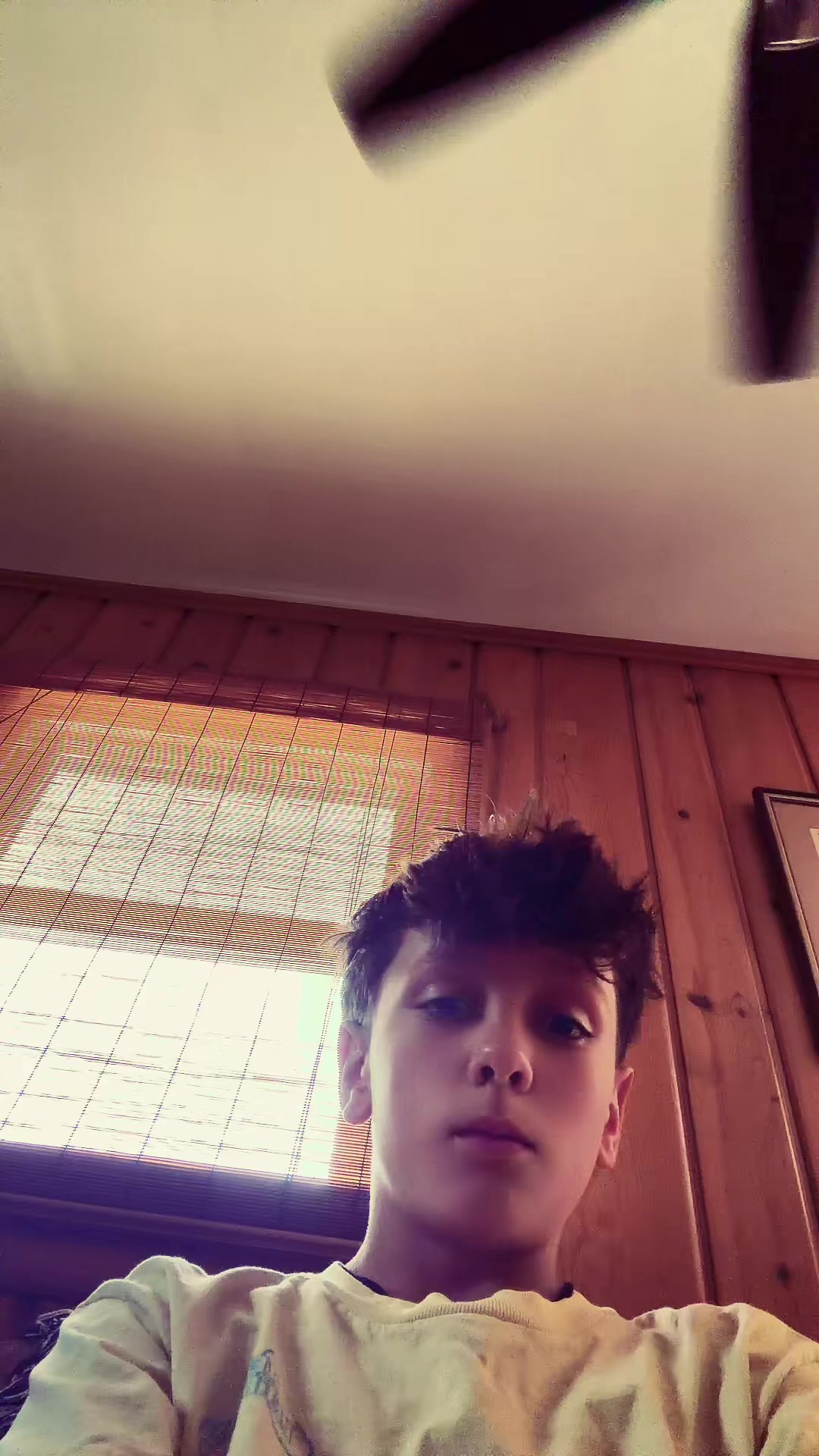 @😎