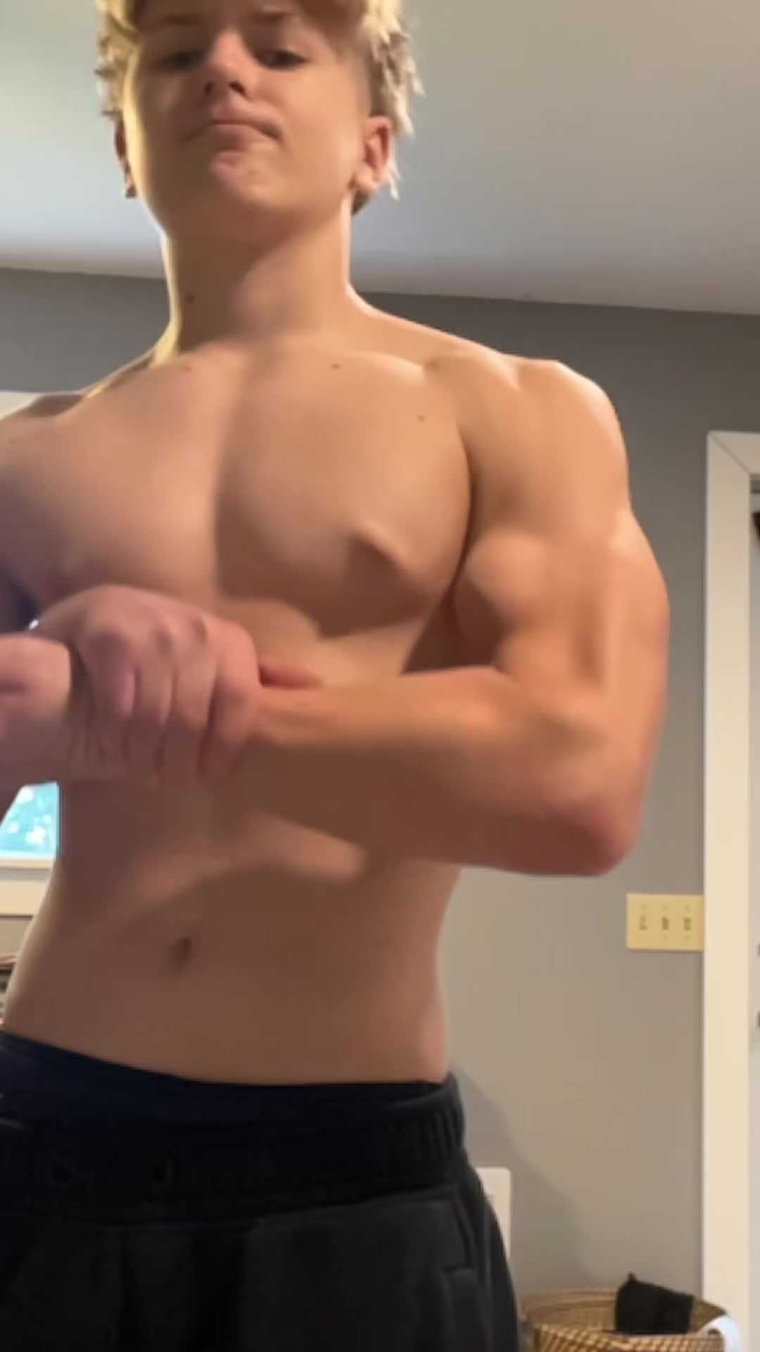 @smallguymiless