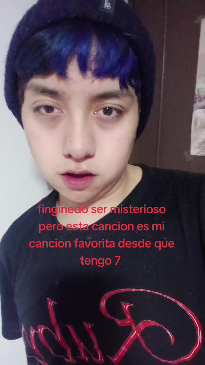 @:3