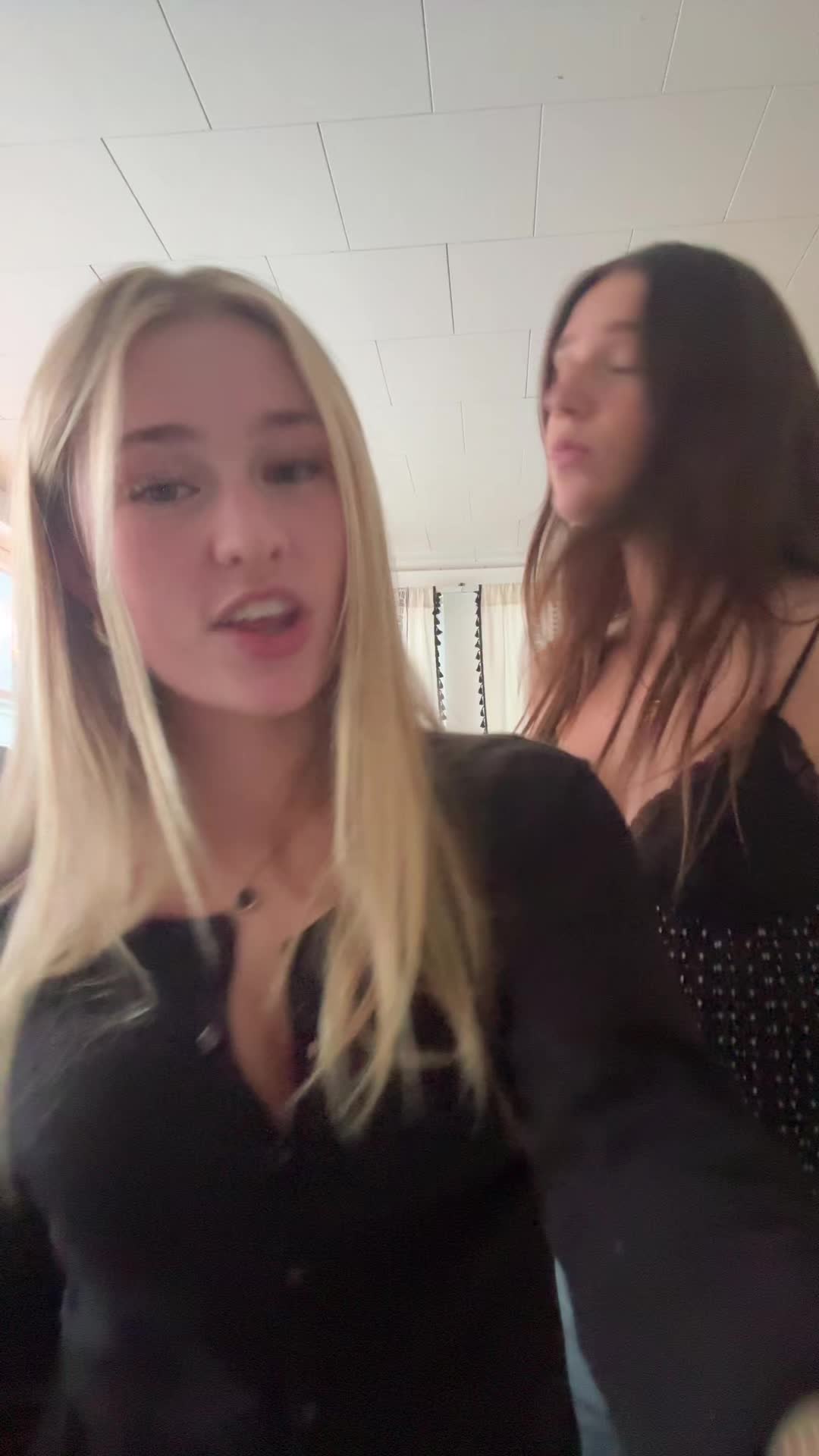 @user637727285
