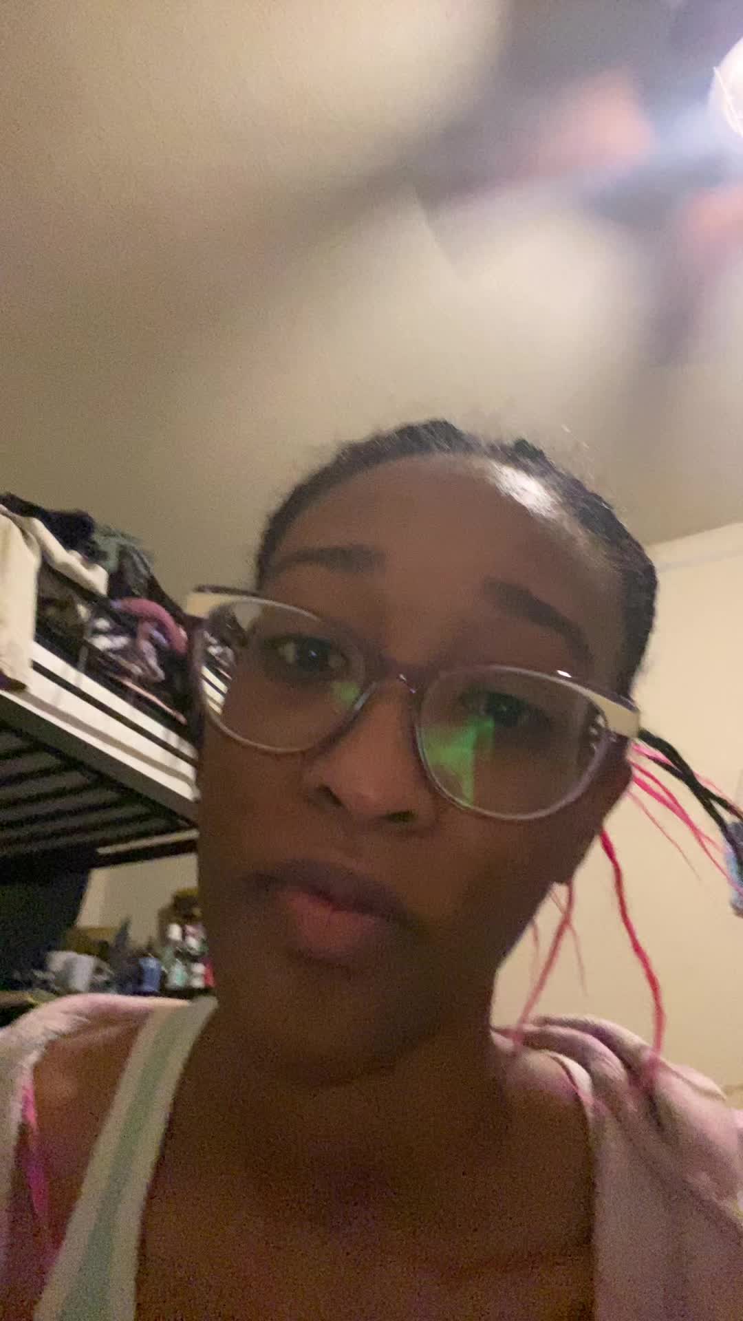 @Shayla