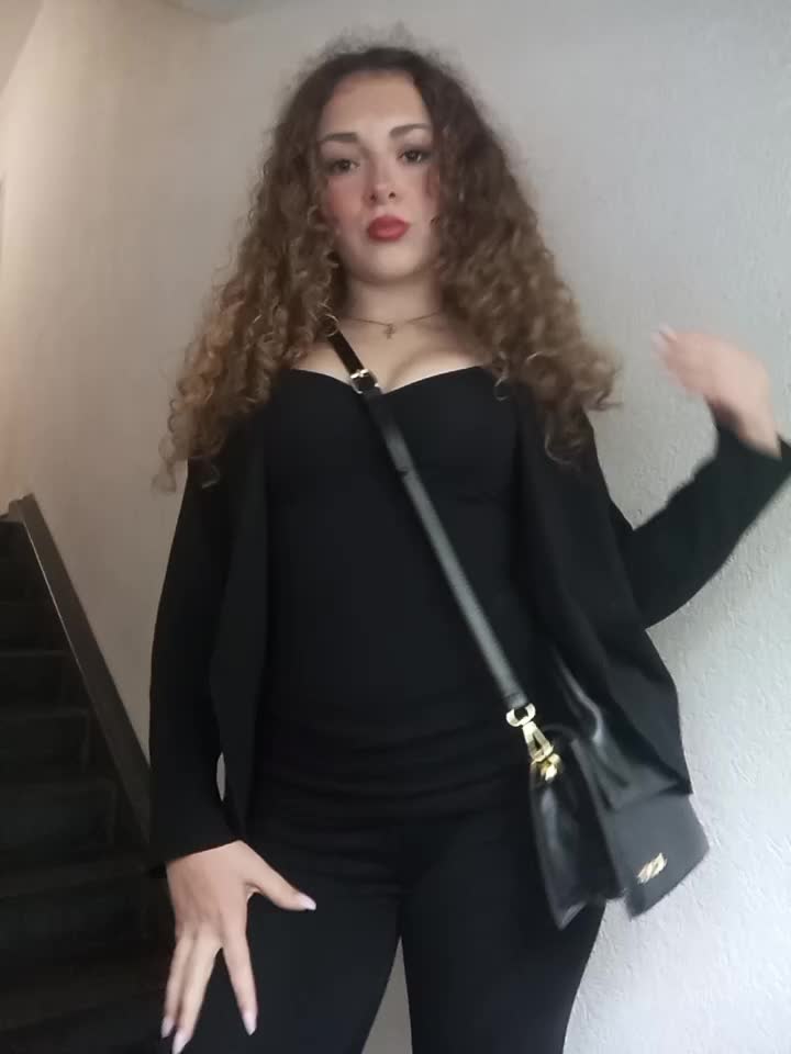 @𝐆𝐈𝐀𝐃𝐈𝐍𝐀 🪽