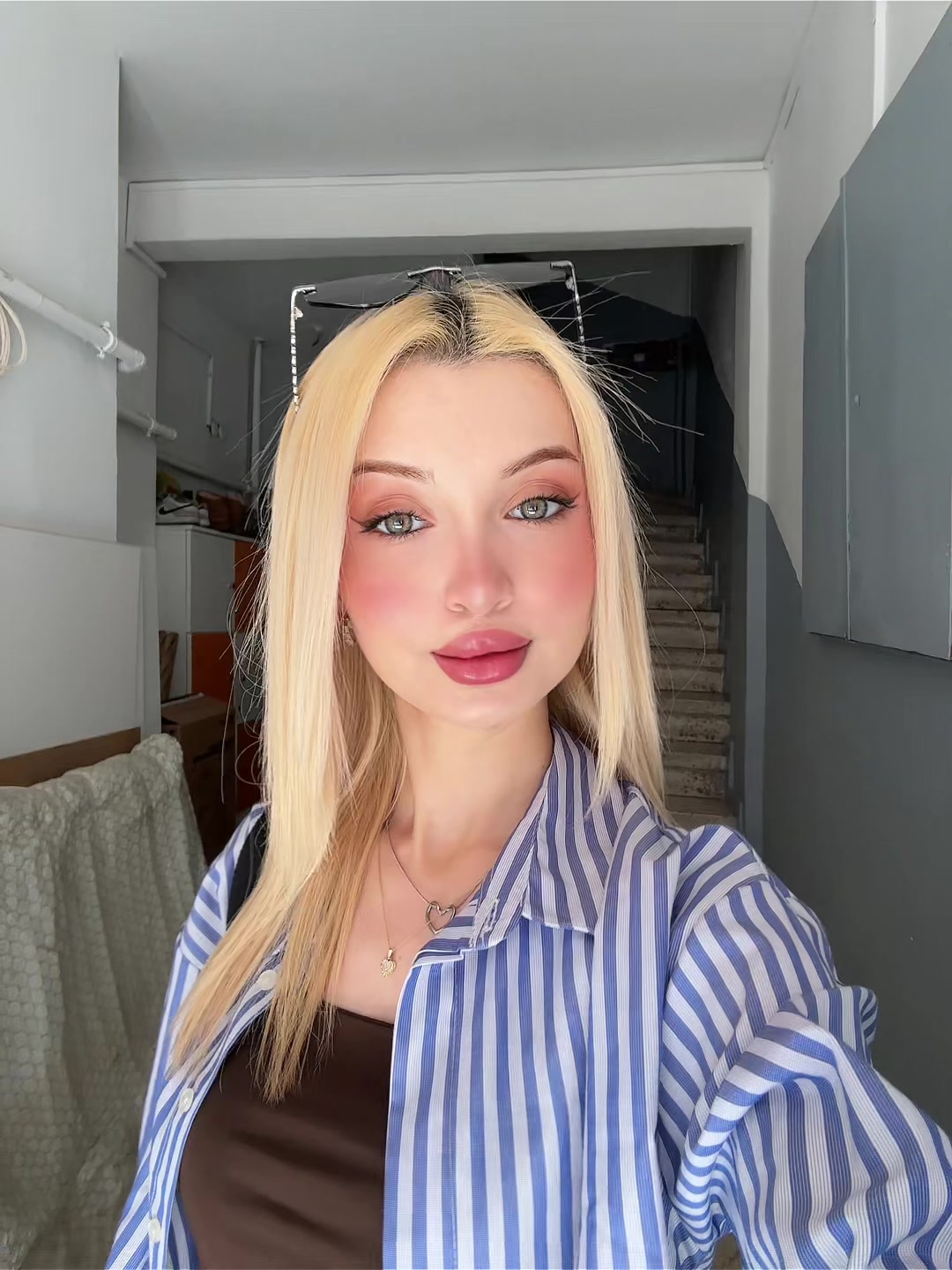 @H
