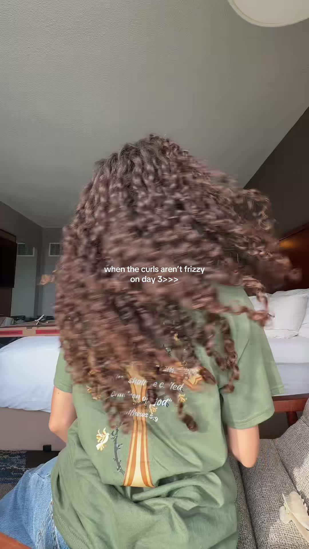 @gabscurls