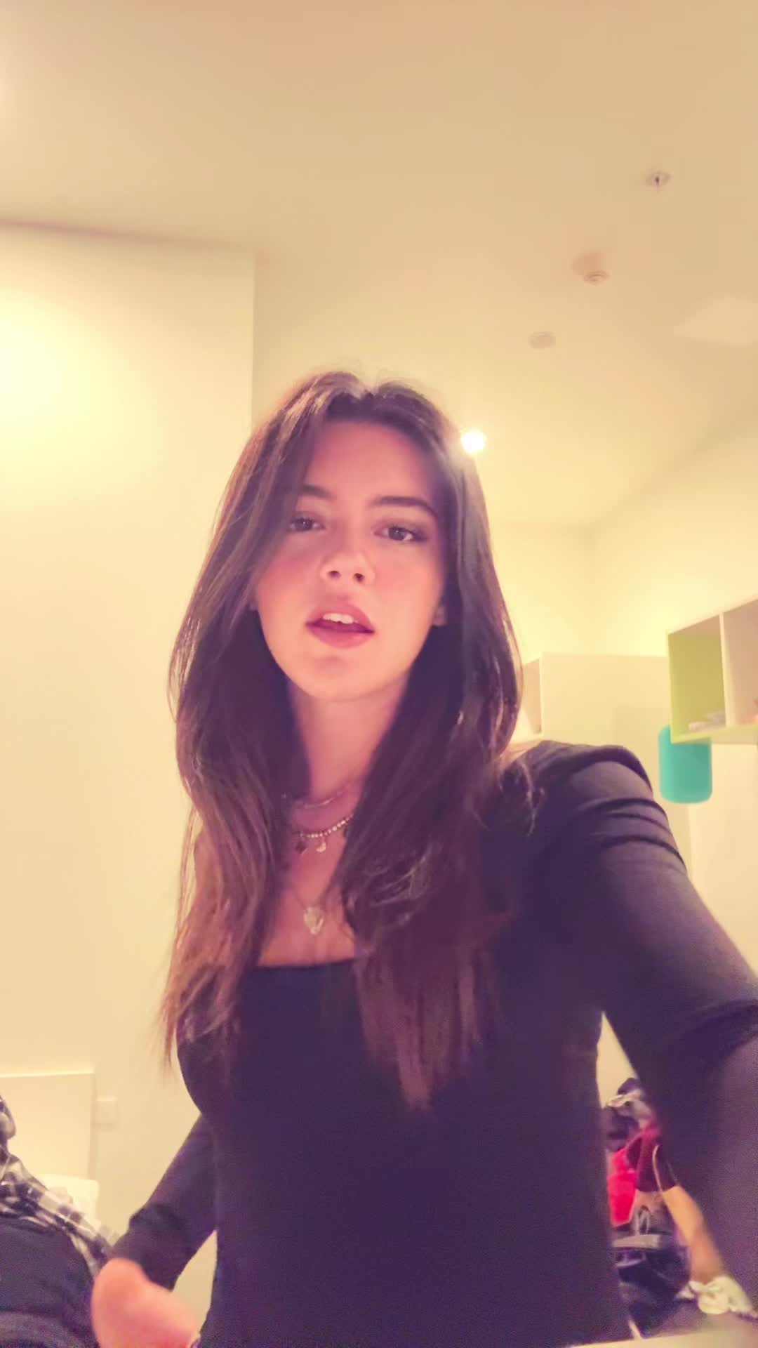 @elenaventuri_