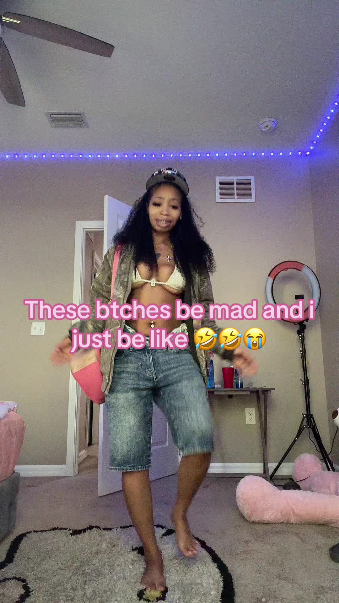 @ONLY1CHINA K. 👅