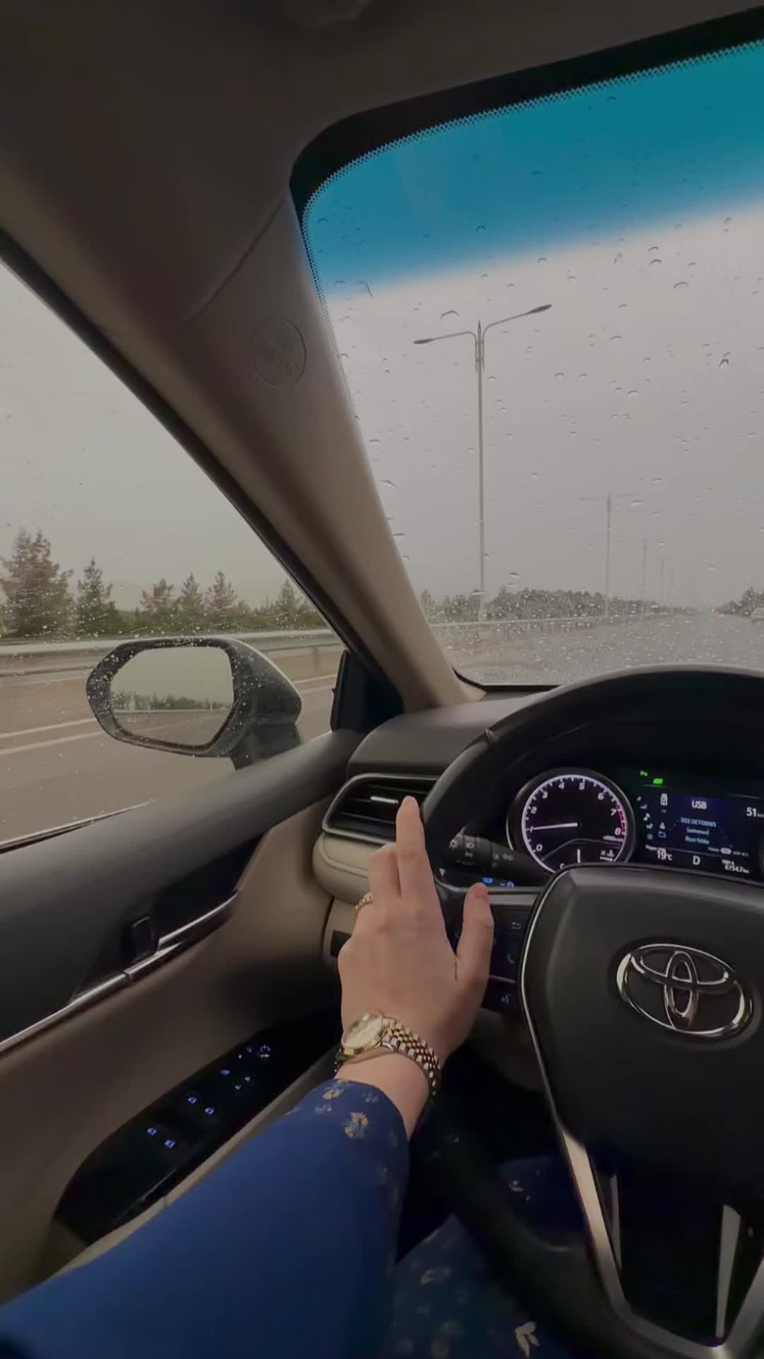 @MERAAA_0505