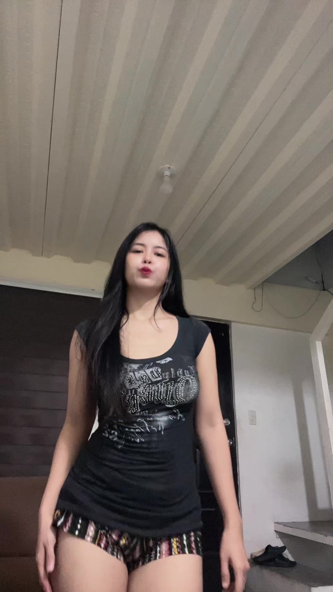 @Kmbrly