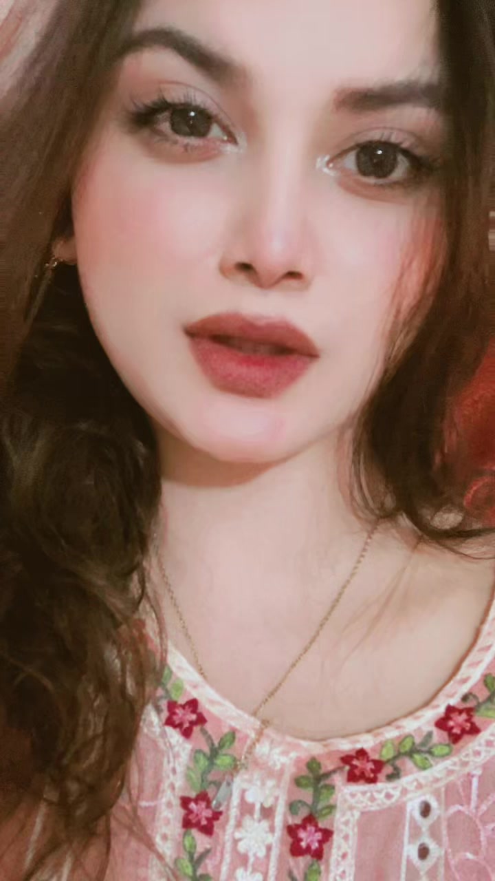 @Emaan🕊️✨