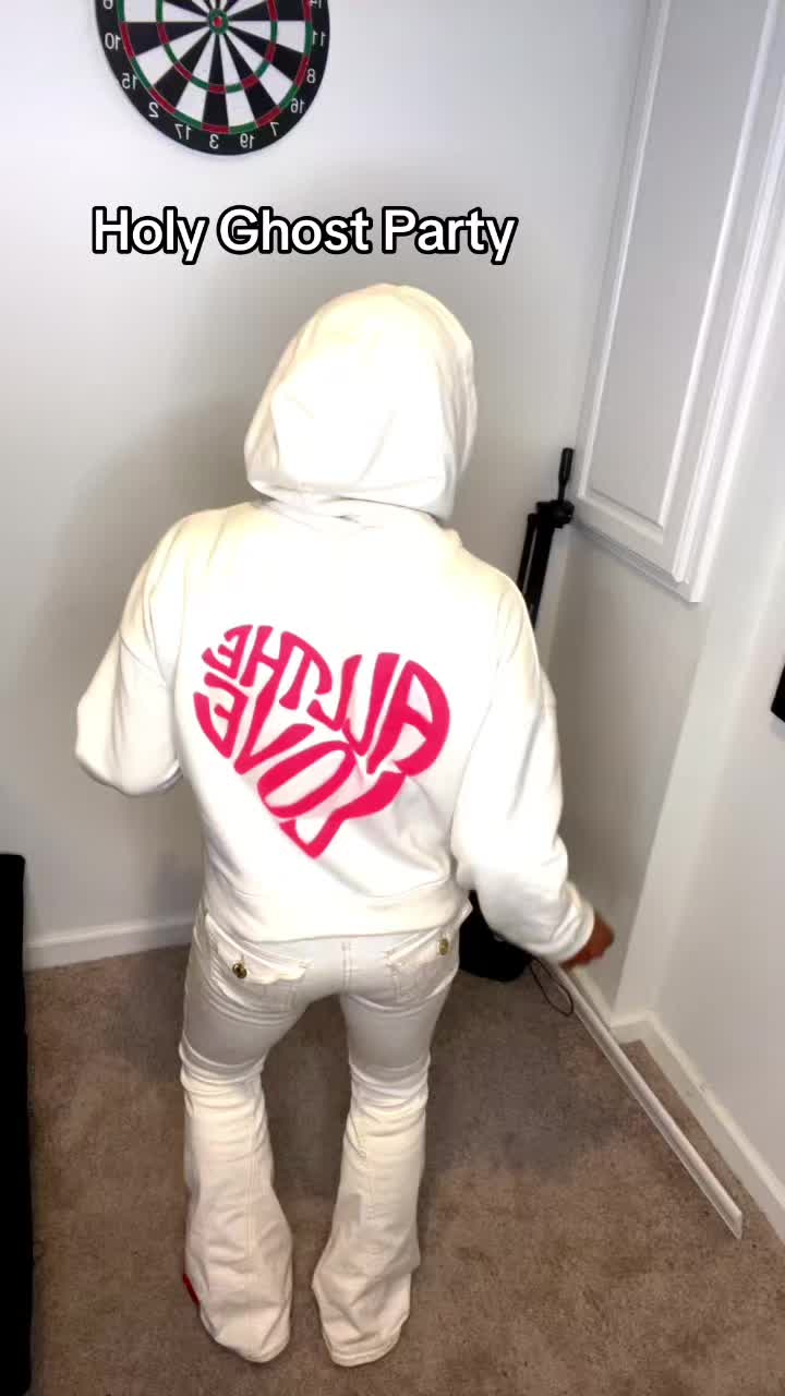 @Lovlyeyez💜