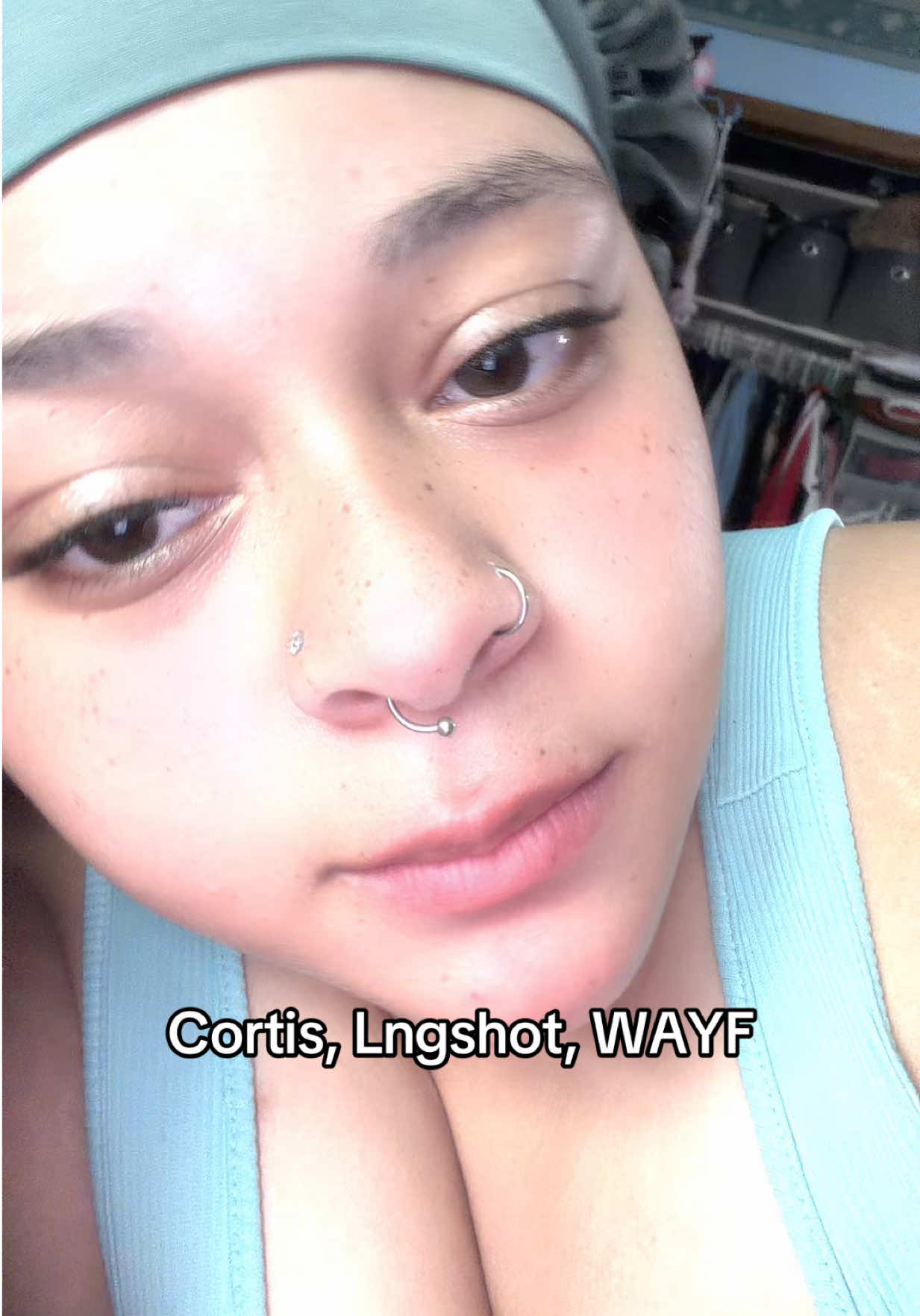 @T<3