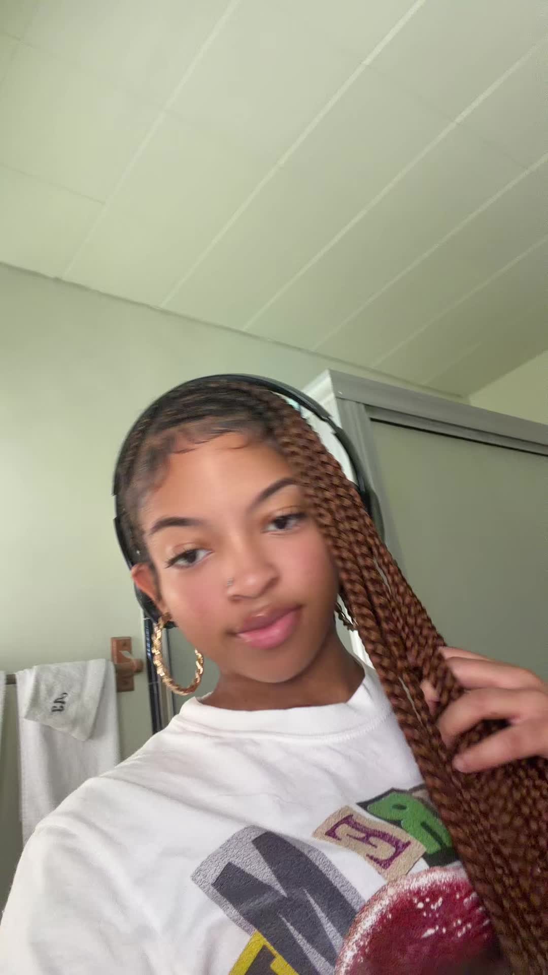 @thaonlyygirlyy