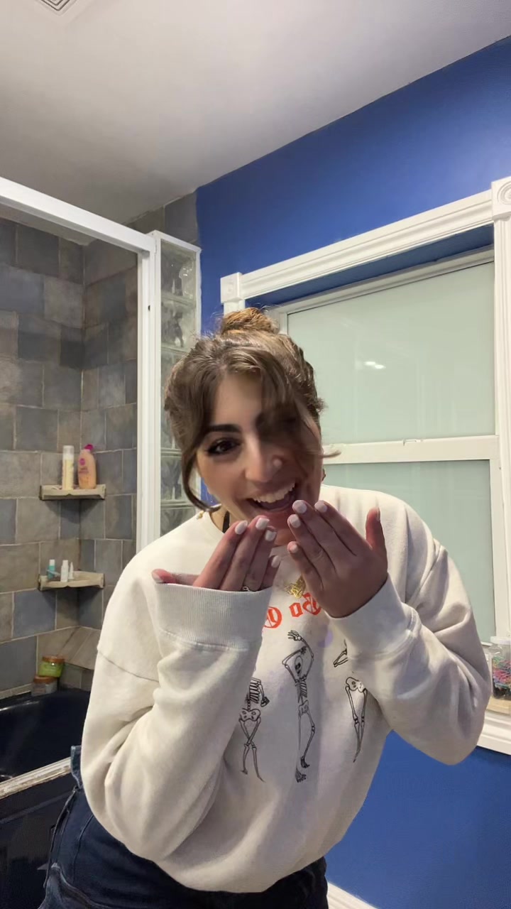 @lovelyliz101