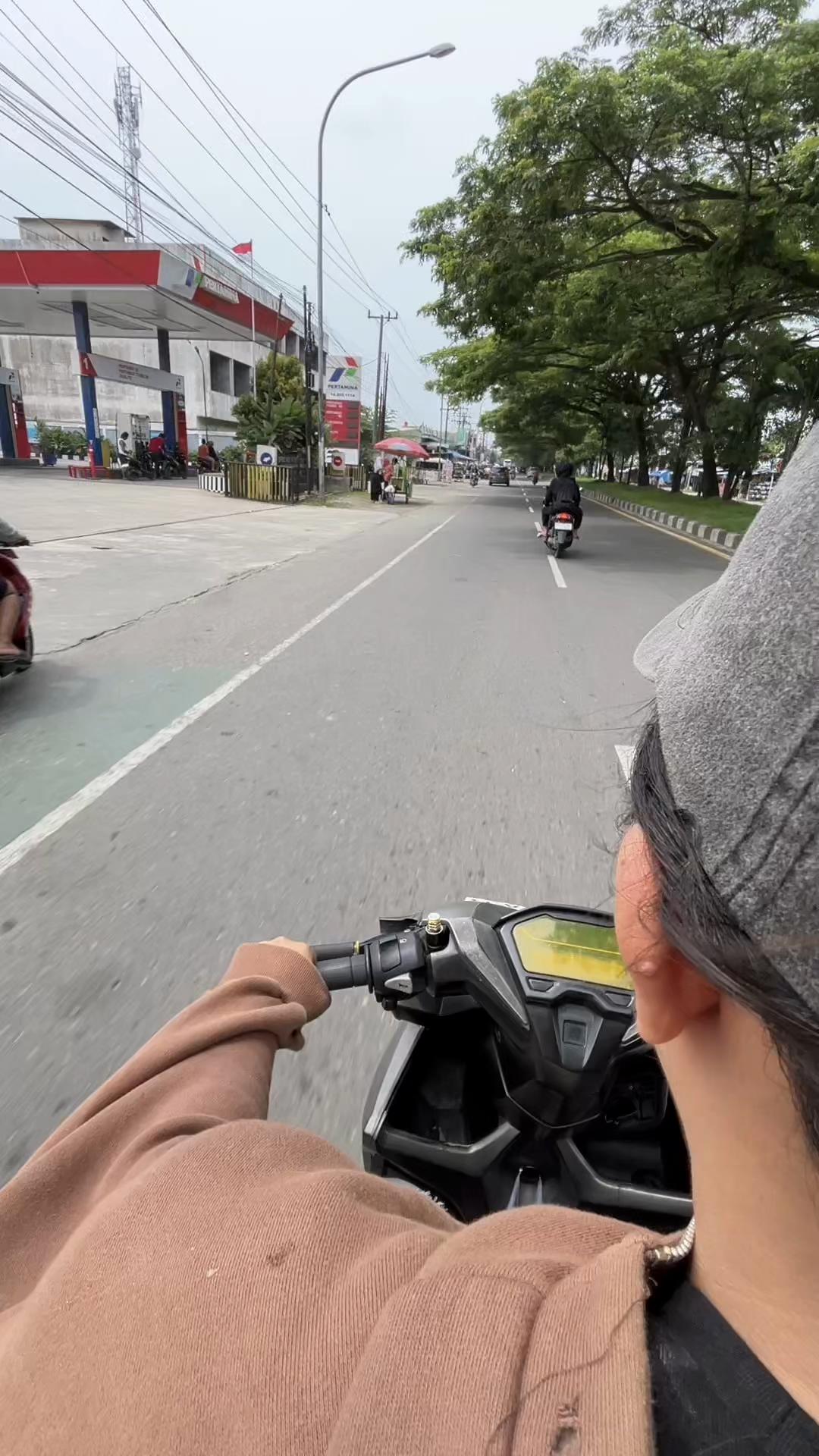 @Genoyathrift