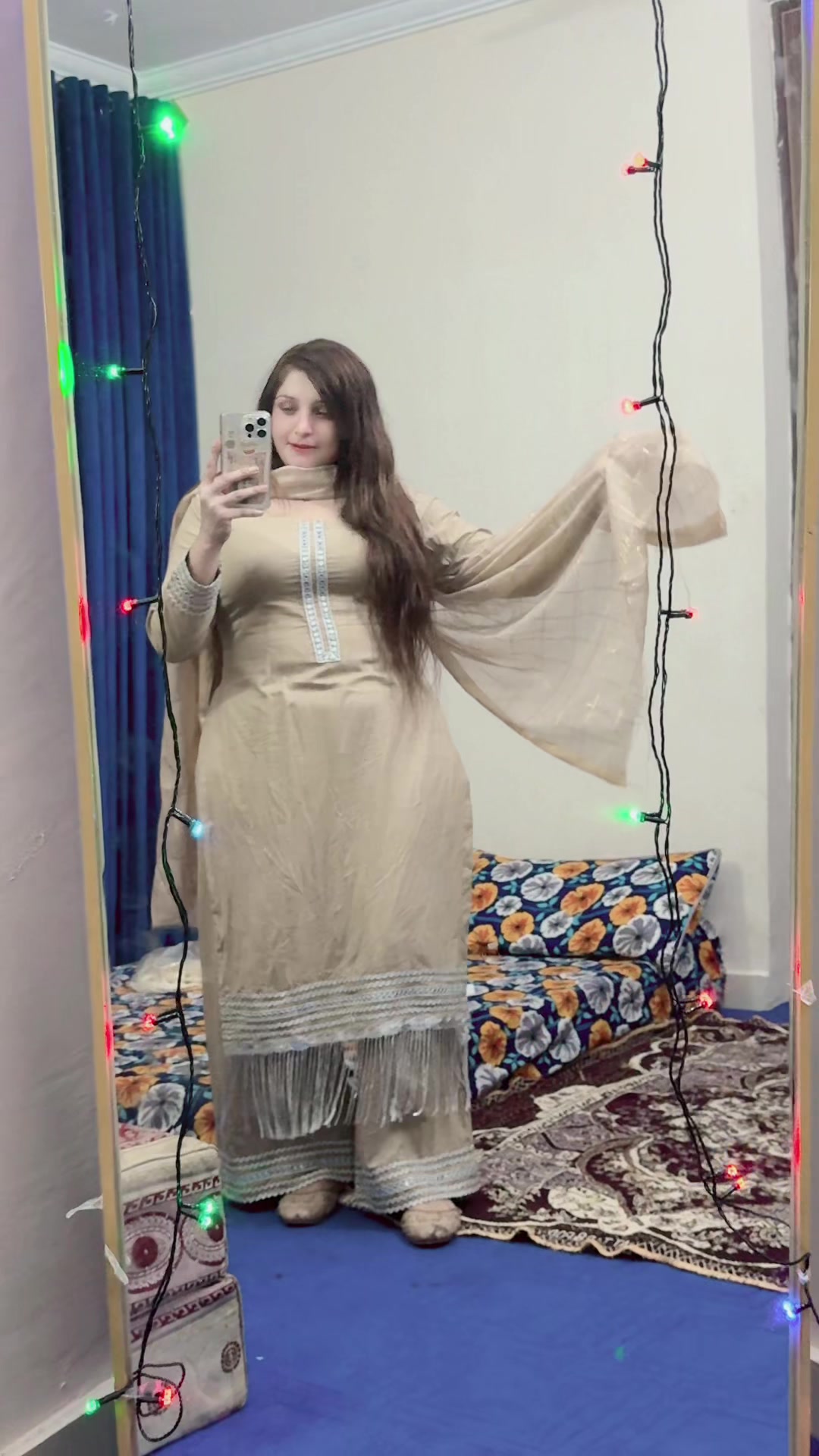 @zarosha_khan