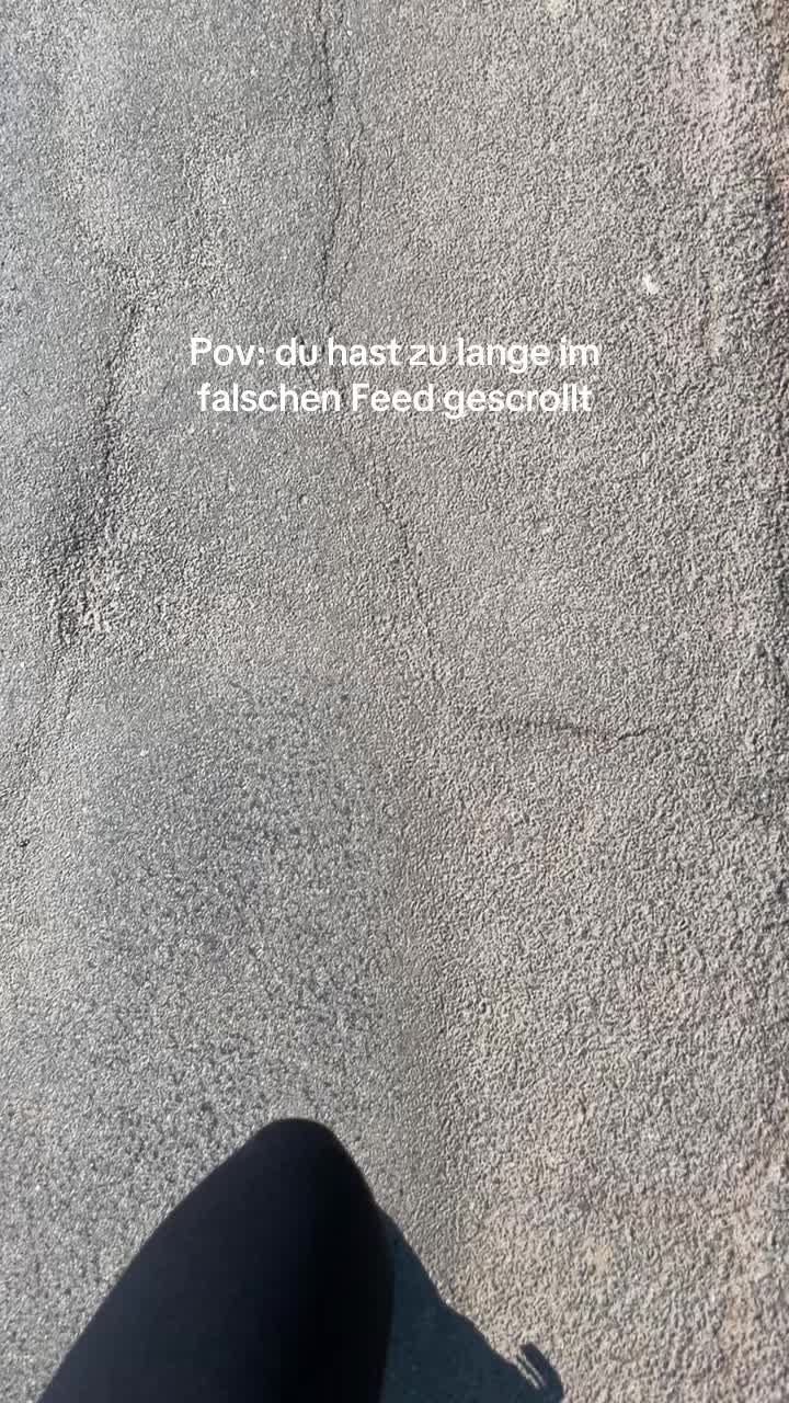 @&Auml;nnii 🍇