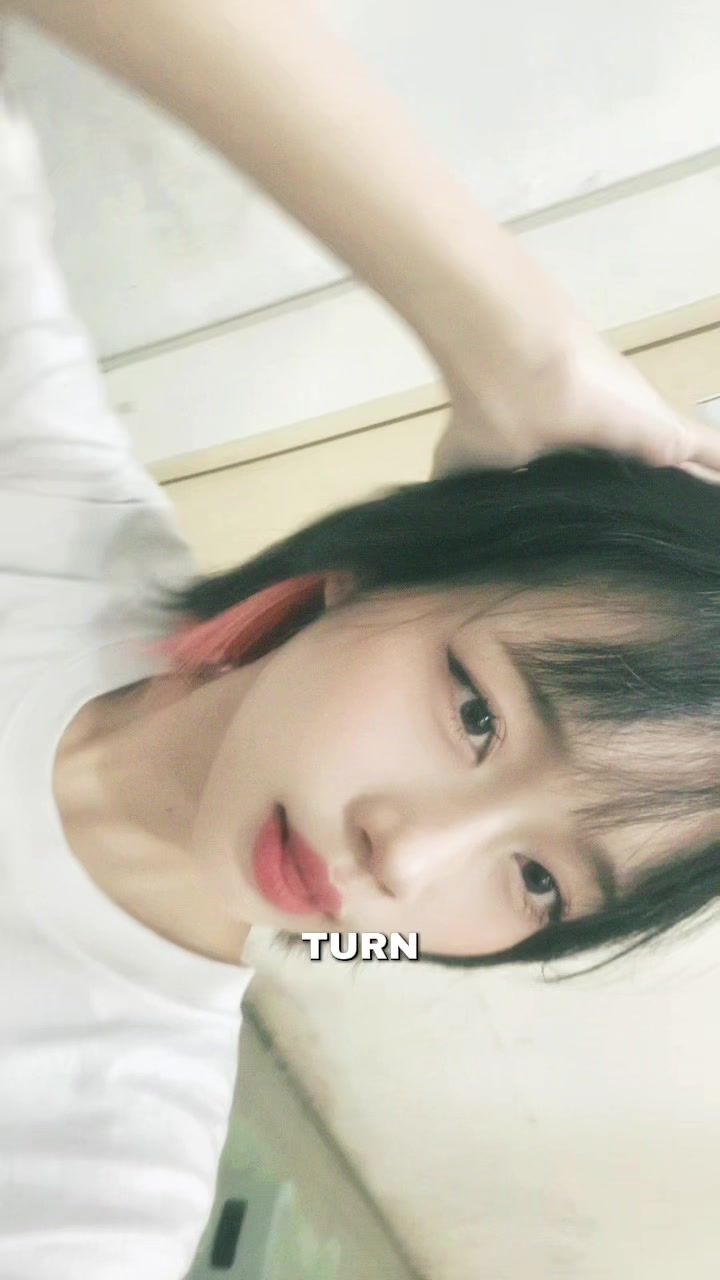 @Emi 🐇