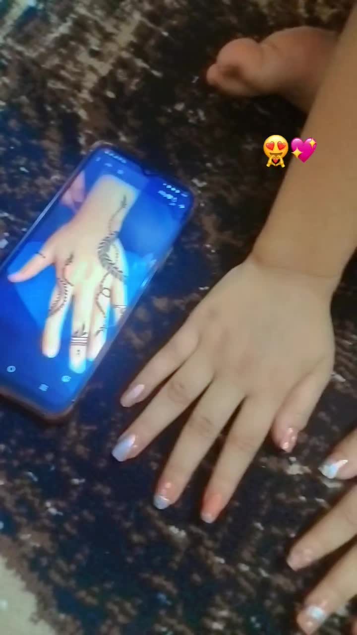 @رسم حنه Aml🦋