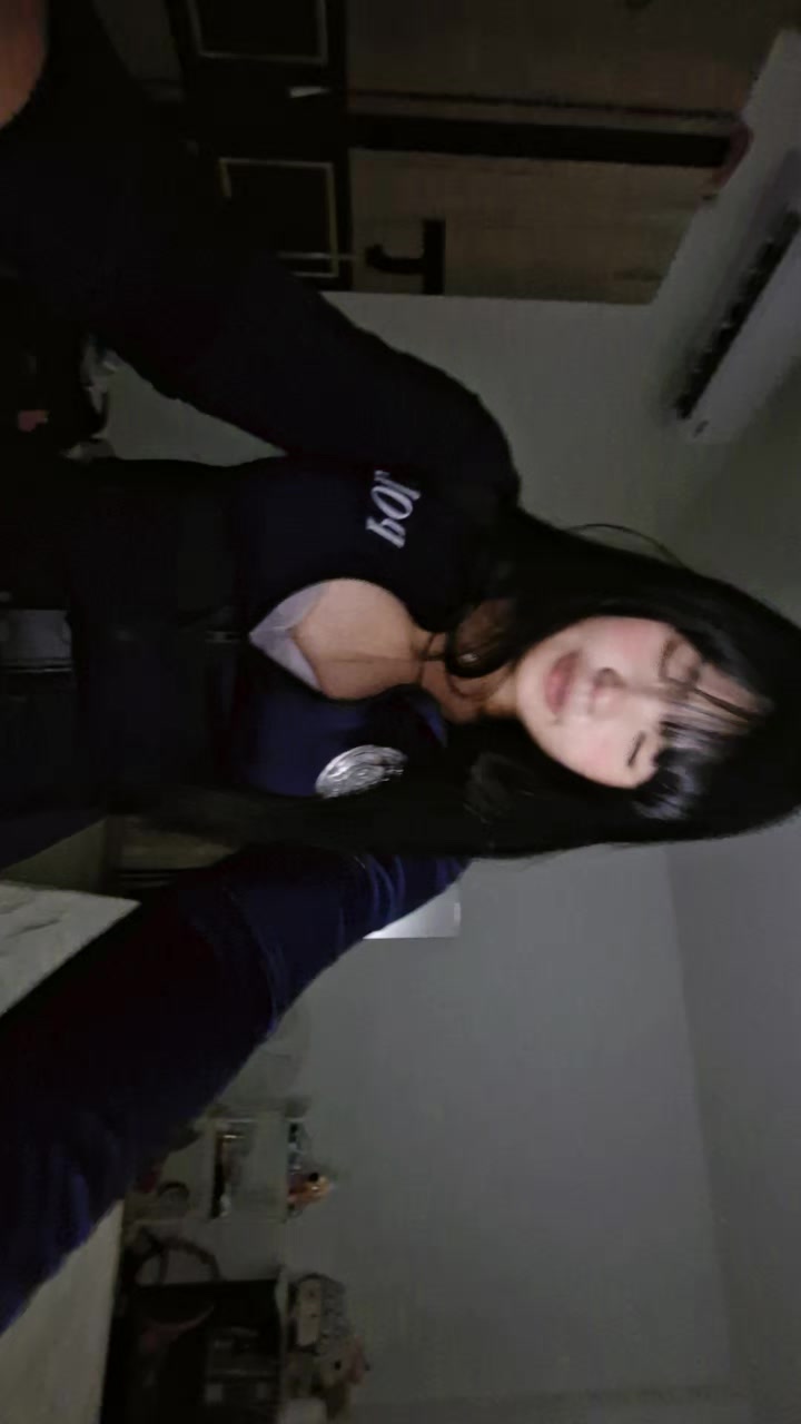 @leedarin